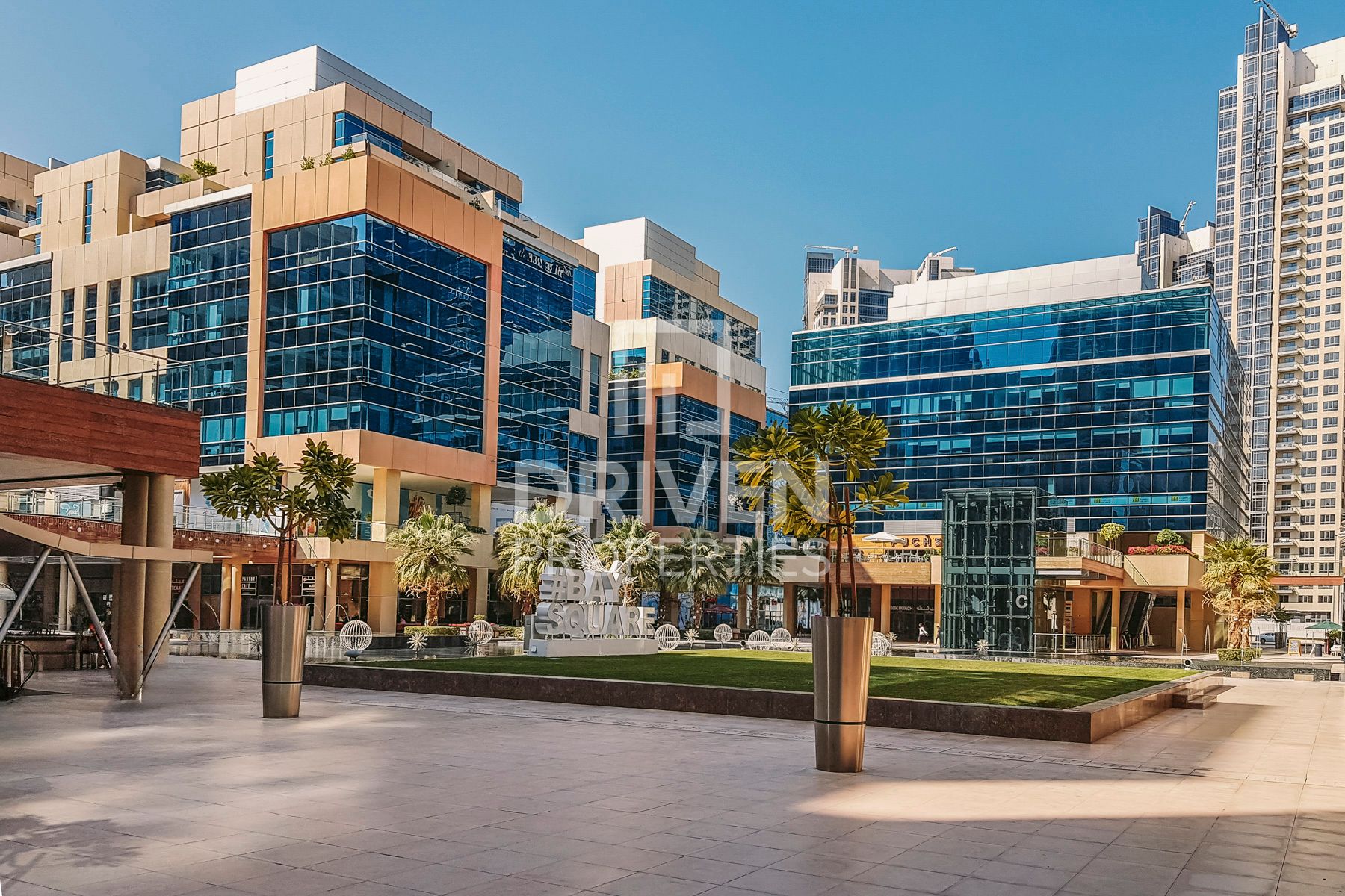 Stylish and Unique Office Well Managed