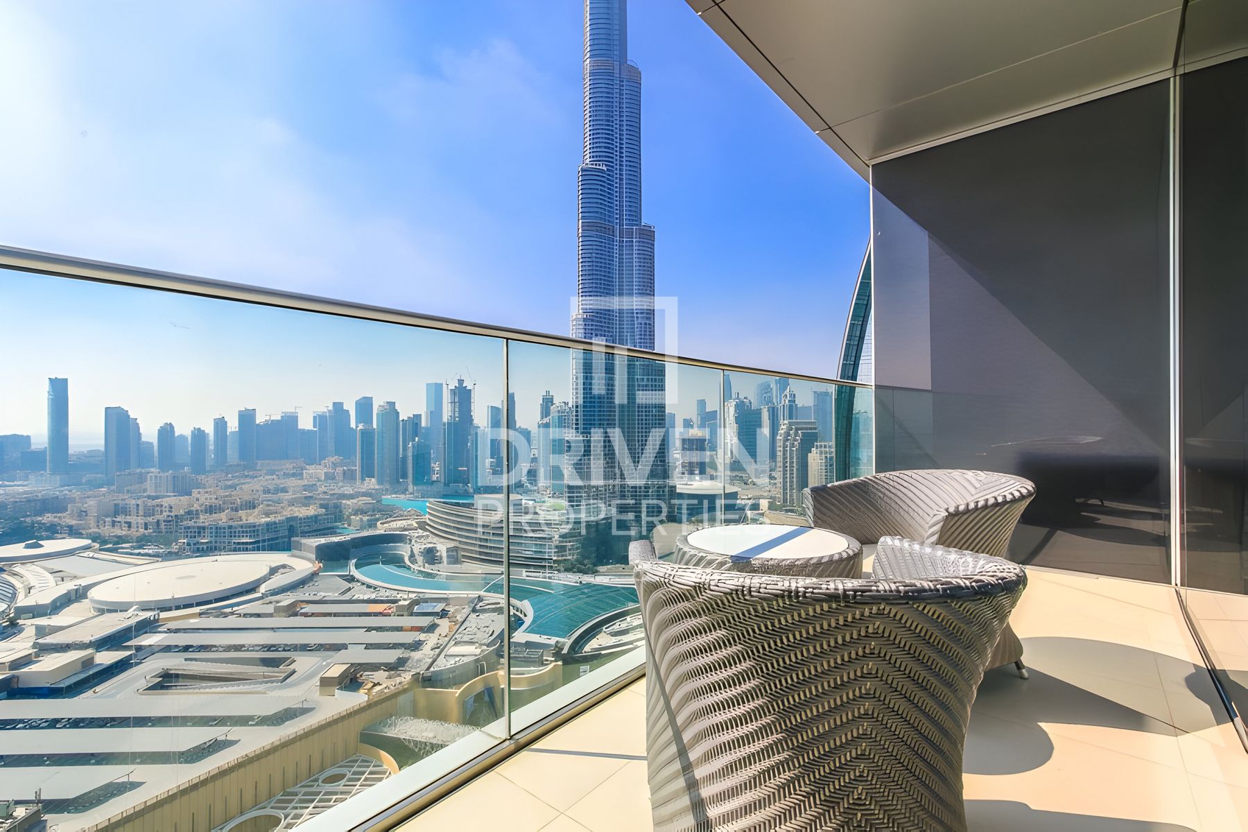 Luxurious Apartment High Floor with Amazing View