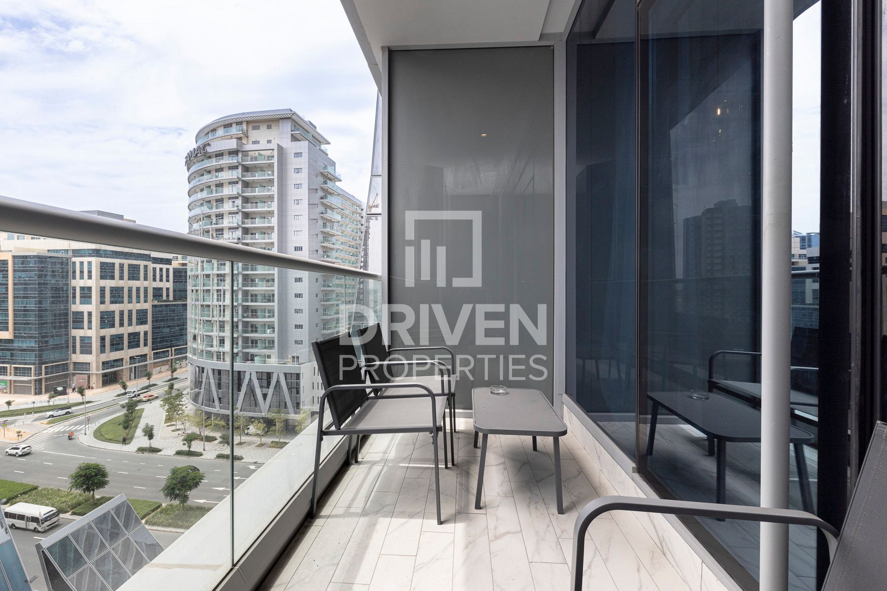 Great Location Fully Furnished Canal View