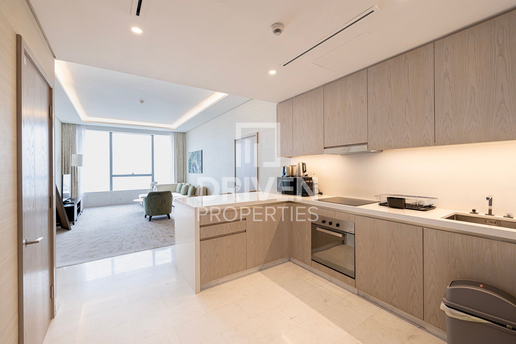 1 bedroom apartment for rent in The Palm Tower | Luxurious Vacant Unit Furnished Sea View 1 bedroom apartment for rent in The Palm Tower. Luxurious Vacant Unit Furnished Sea View