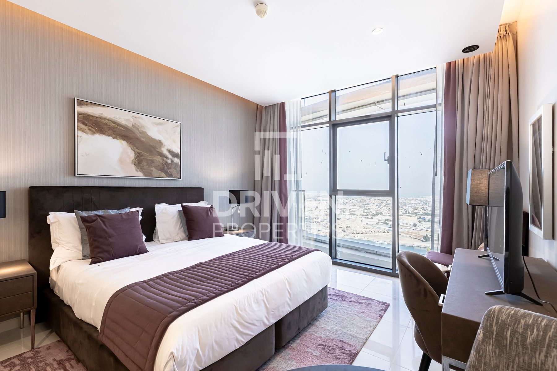 Fully Furnished High Floor with Canal View