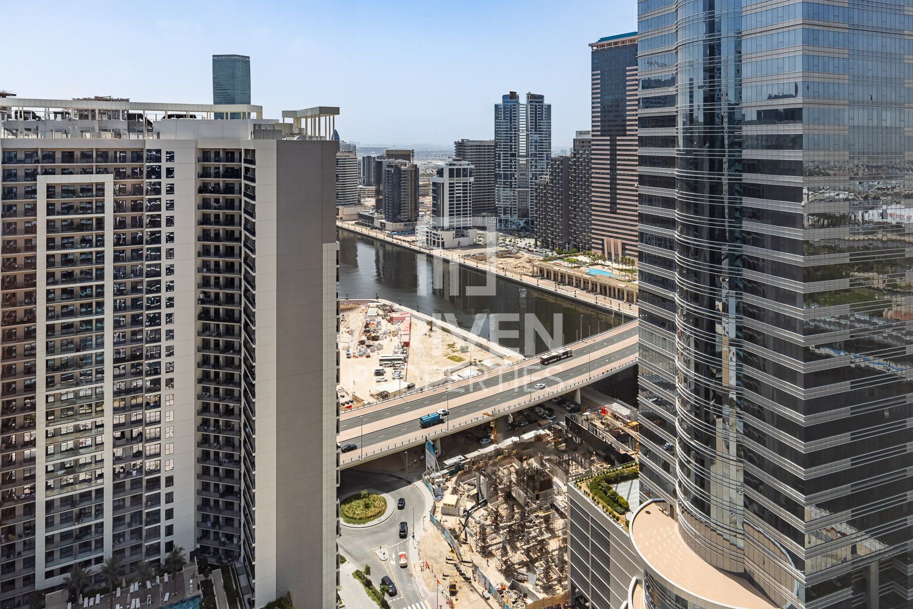 Spacious Layout High Floor Small Balcony