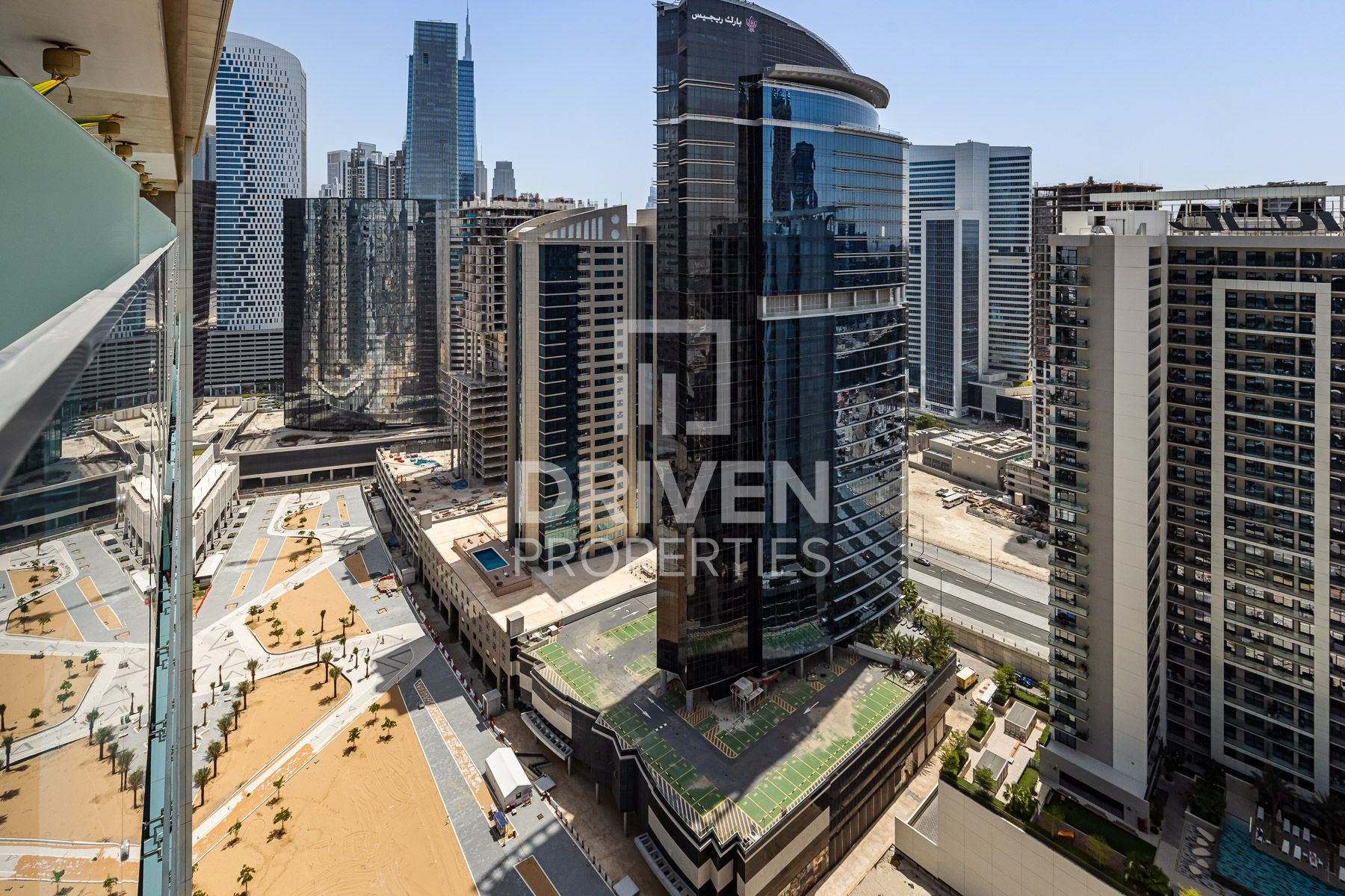 Spacious Layout High Floor Small Balcony