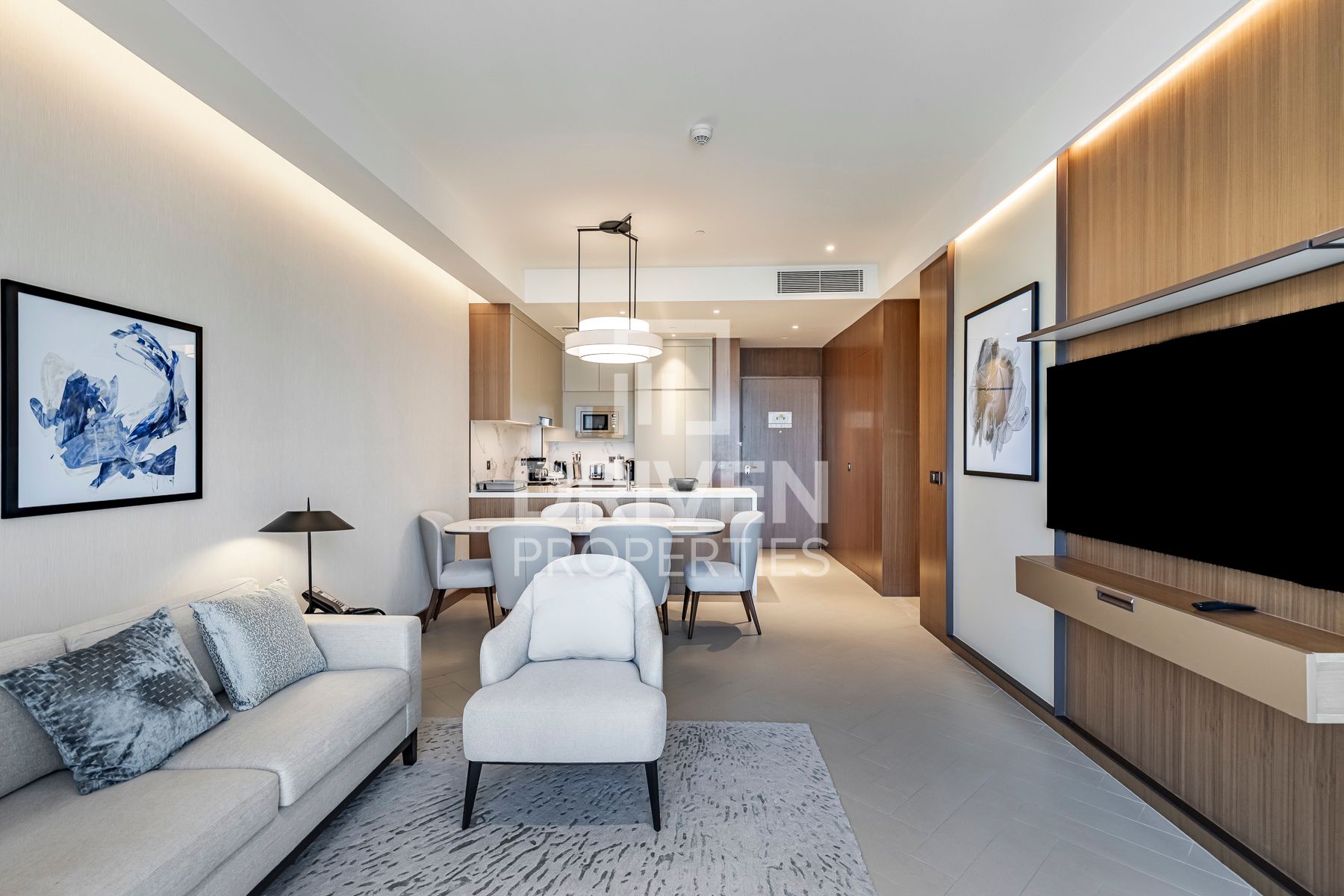 Spacious Unit with Boulevard View High floor