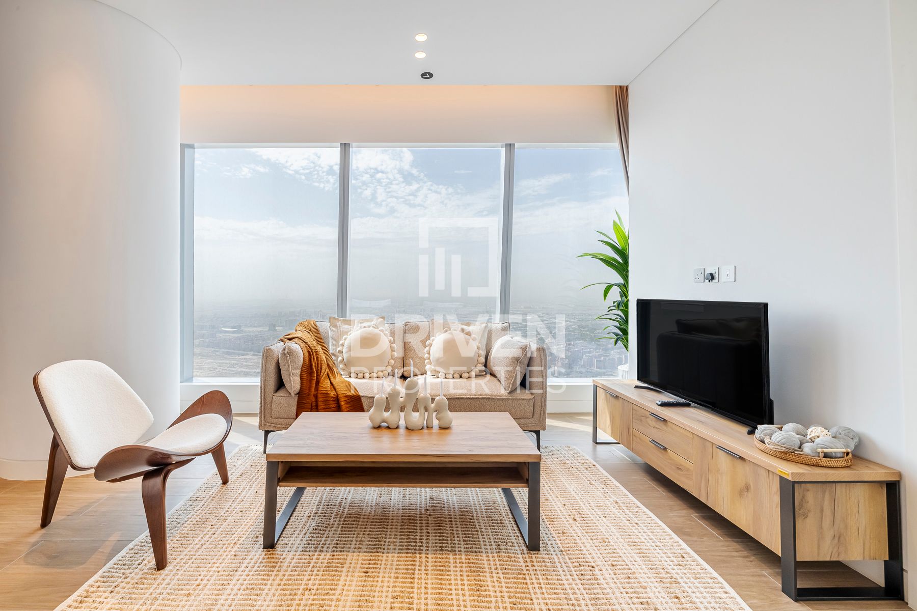 Apartment for Sale - Spacious Unit Luxury layout Investors Deal