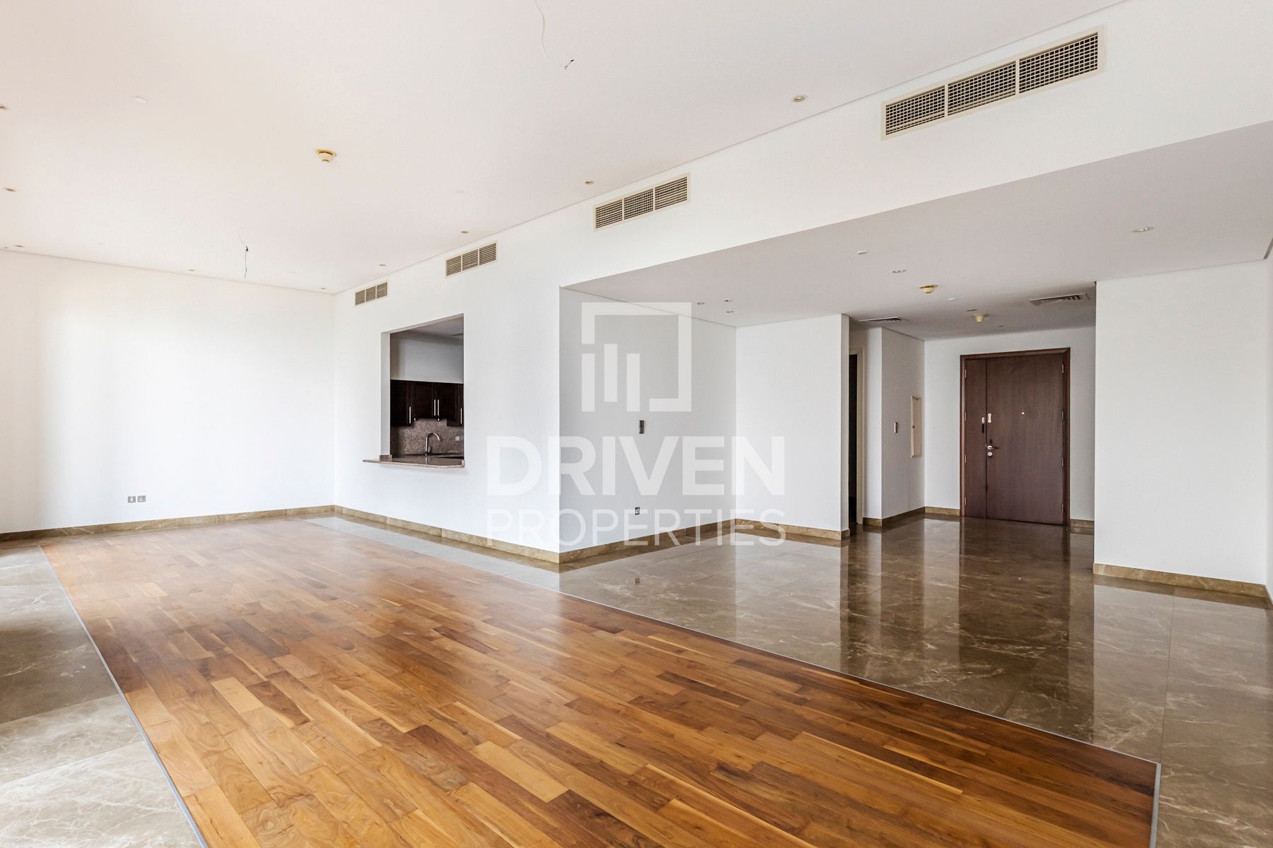 3 bedroom apartment for sale in Dream Palm Residence | Ultra Luxurious Sea View Huge Layout 3 bedroom apartment for sale in Dream Palm Residence. Ultra Luxurious Sea View Huge Layout