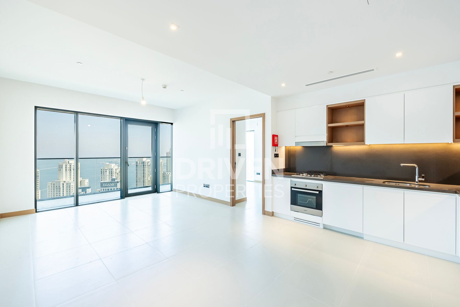 Modern Unit Sea Vew High Floor Vacant