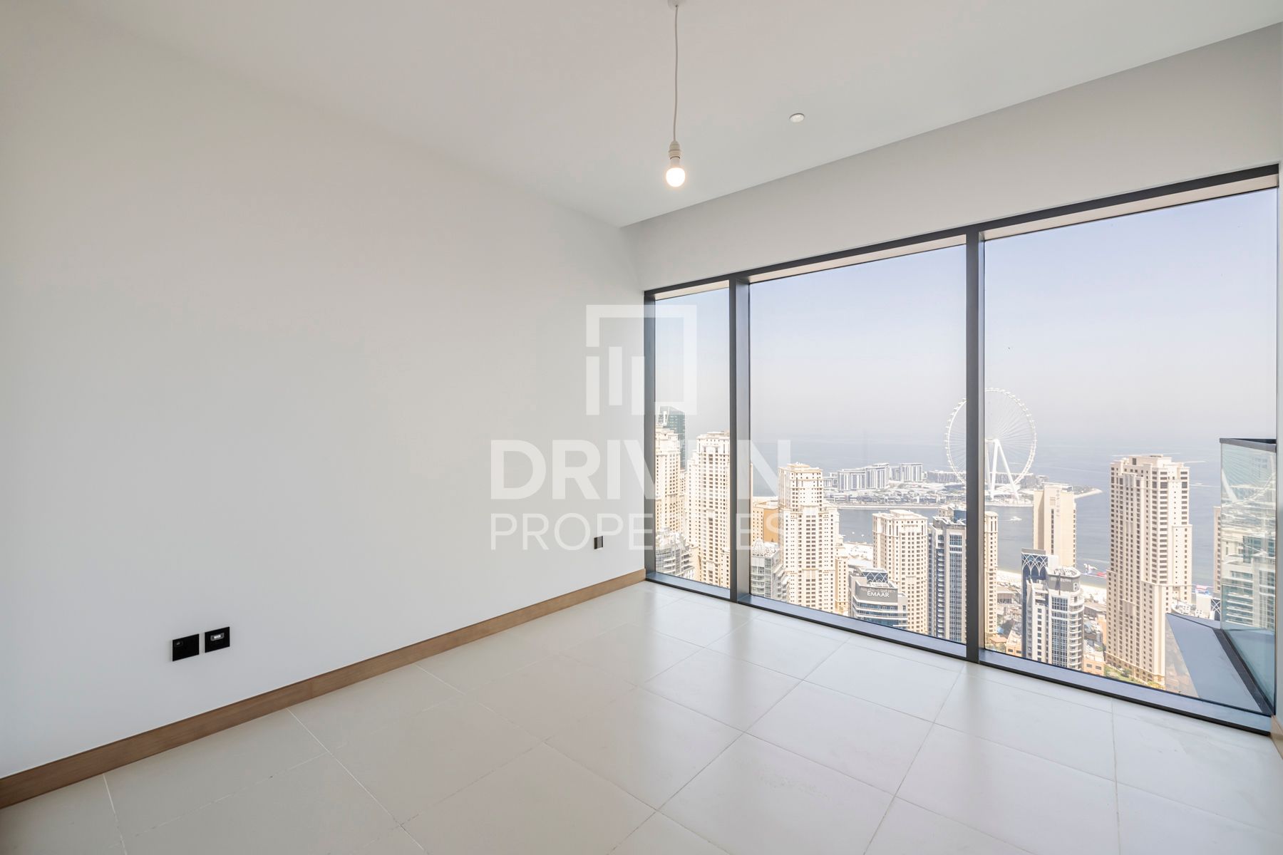 Modern and Well Maintained Ready to Move In