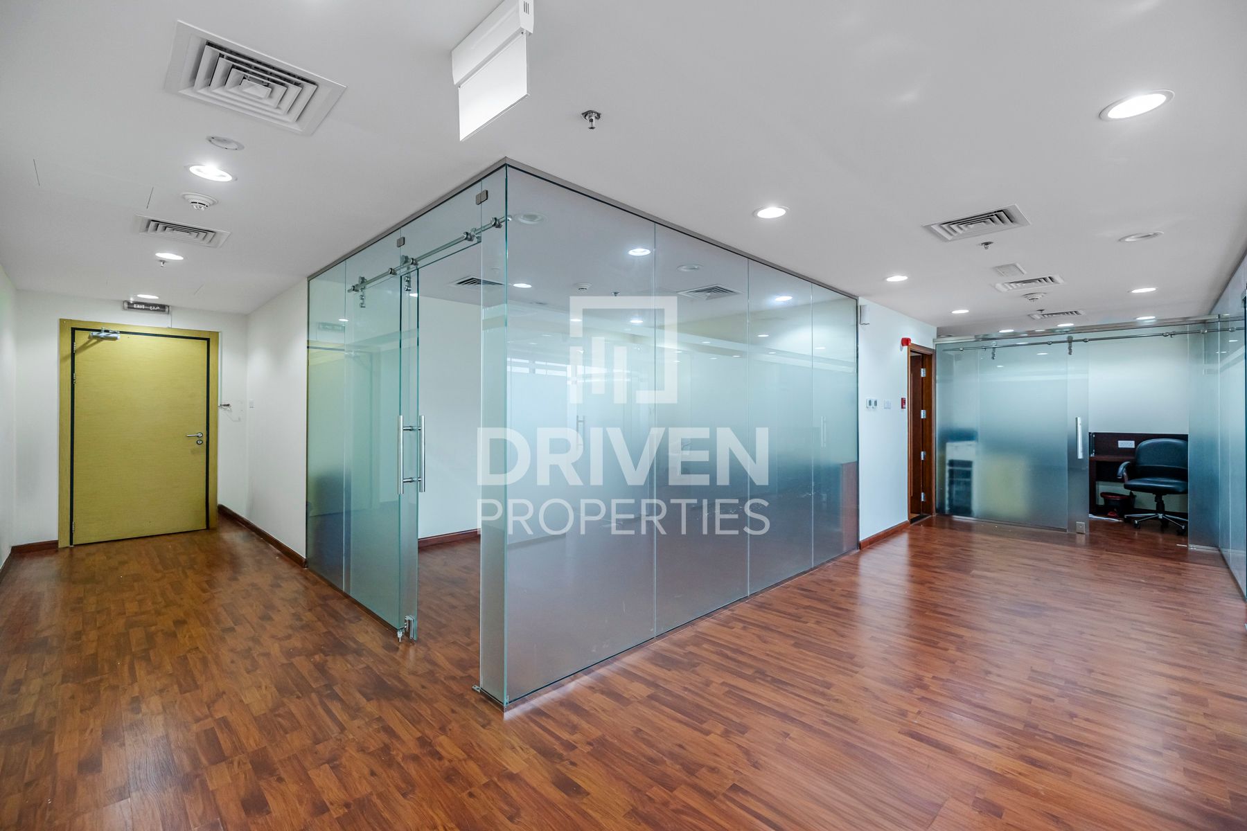 Spacious Bright Fitted Office Community View