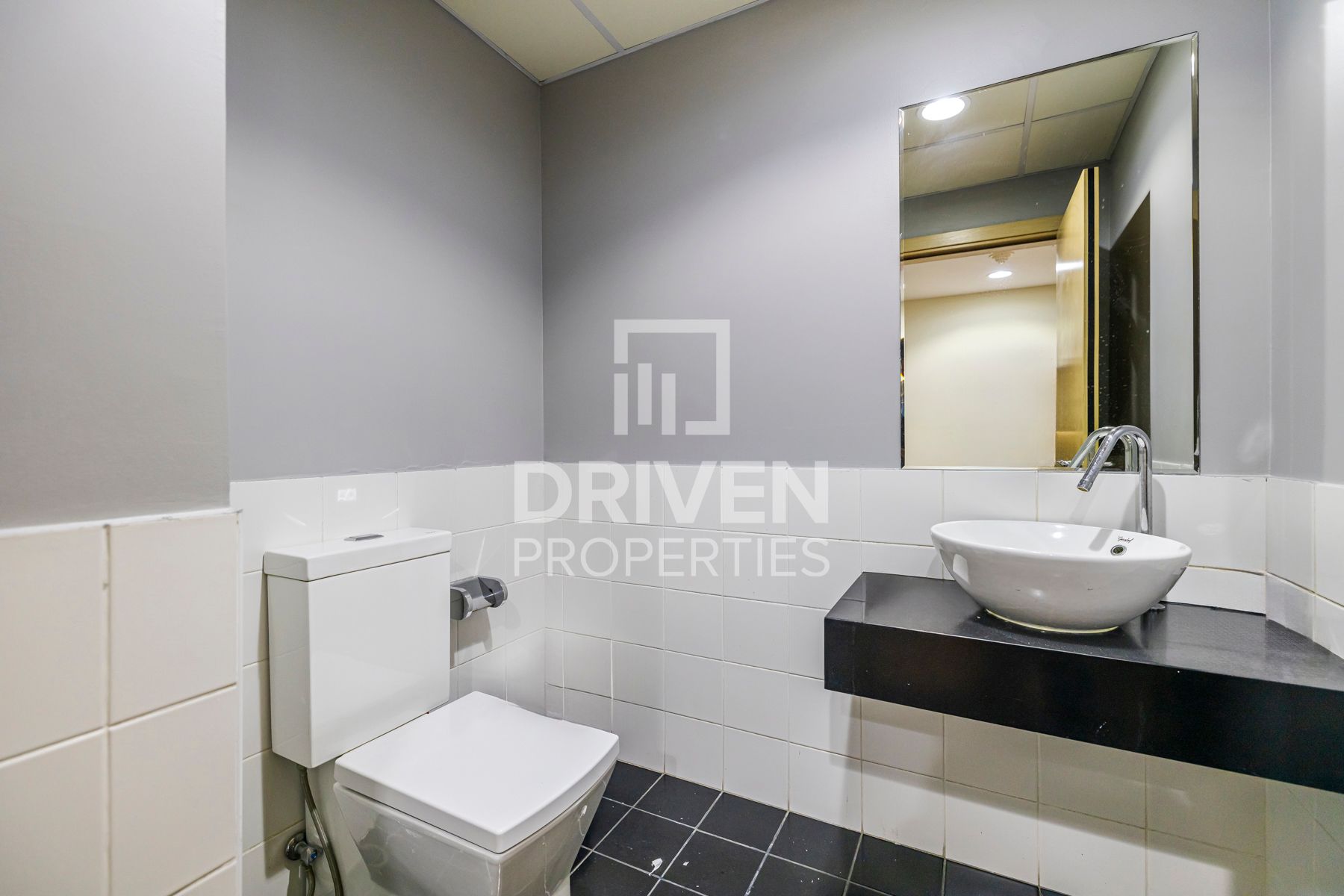 Spacious Bright Fitted Office Community View