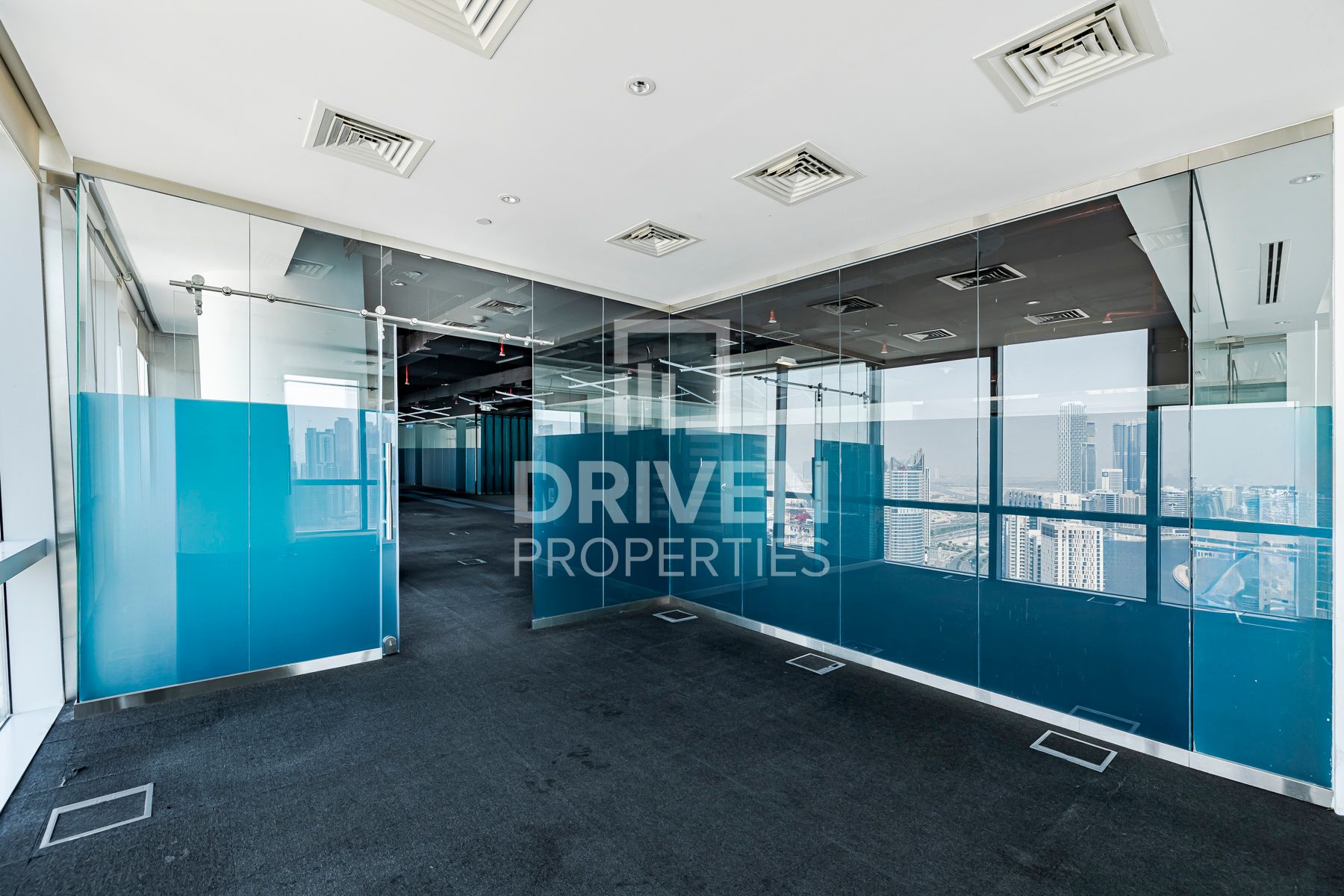 Fully Fitted Office High Floor with Canal View