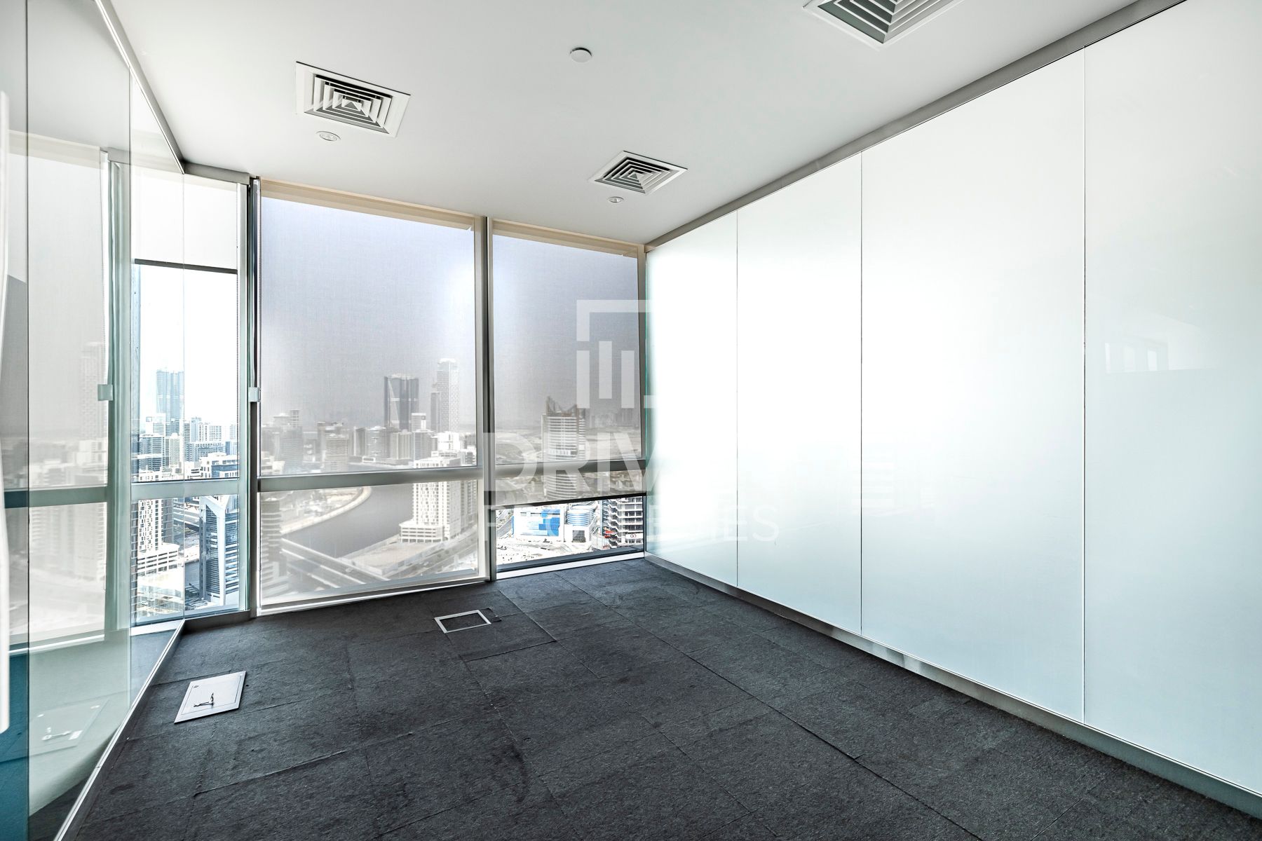 Fully Fitted Office High Floor with Canal View