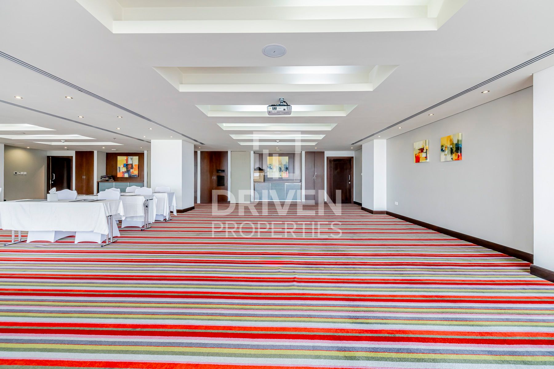 Cozy and Fitted Office Space Well Maintained