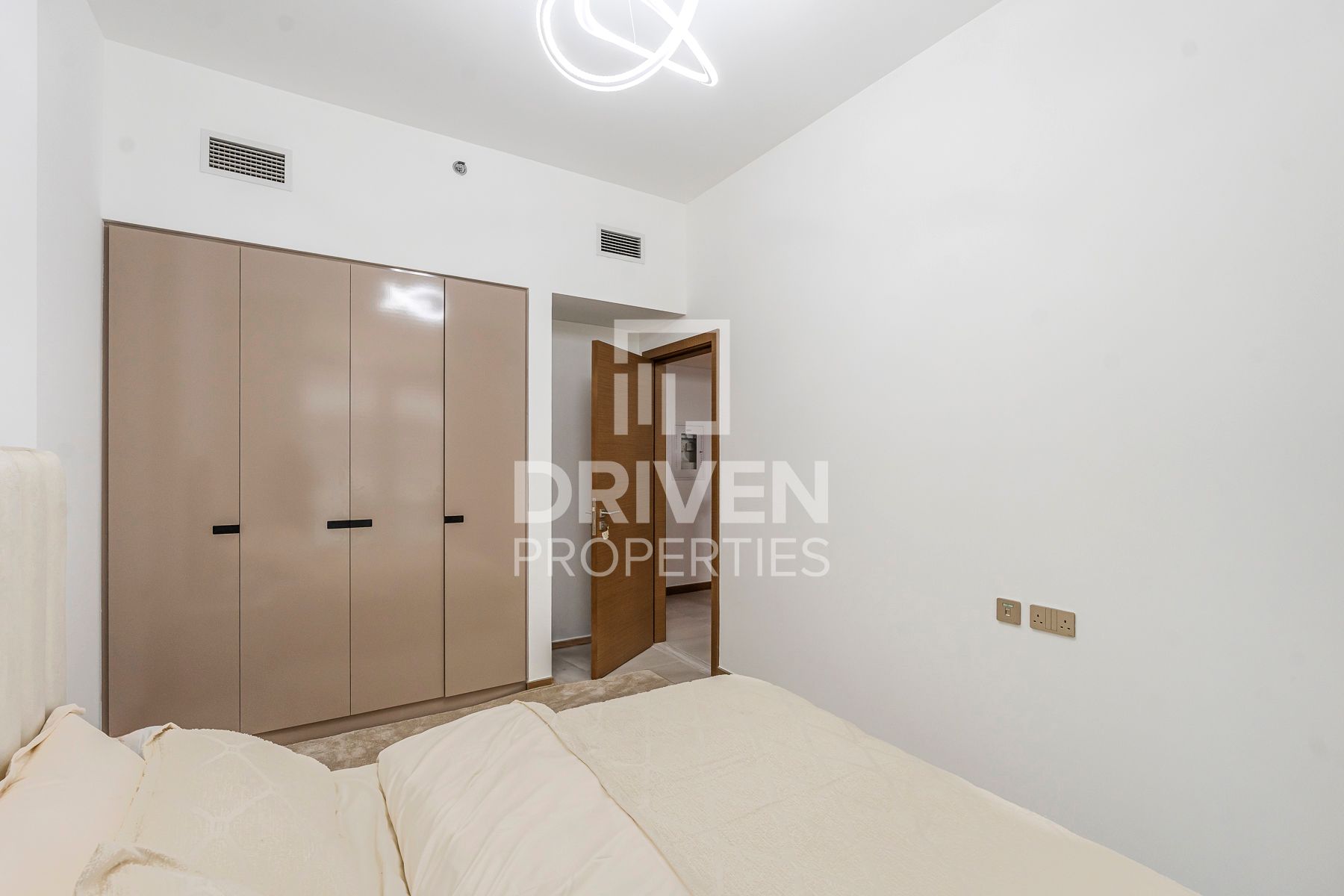 Vacant and Brand New Payment Plan Canal View