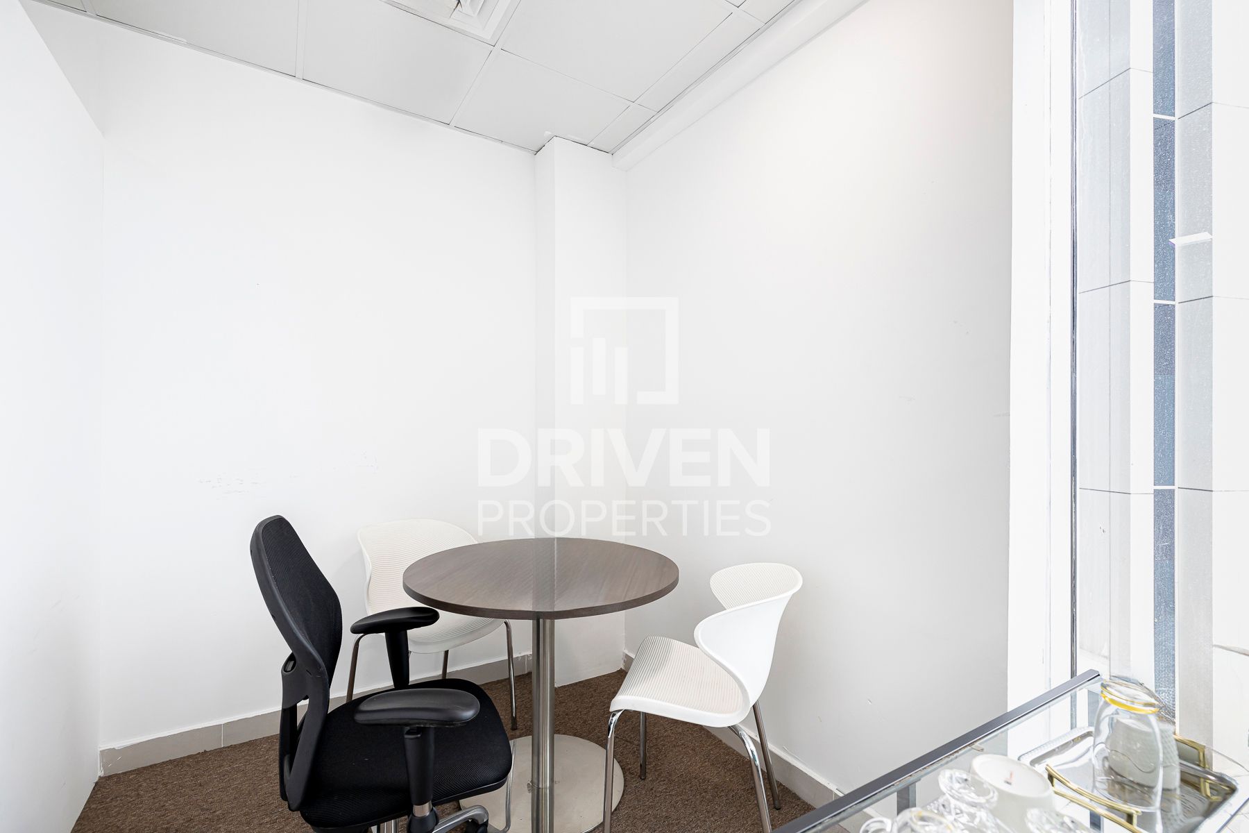 Vacant and Fully Furnished Amazing Sea View