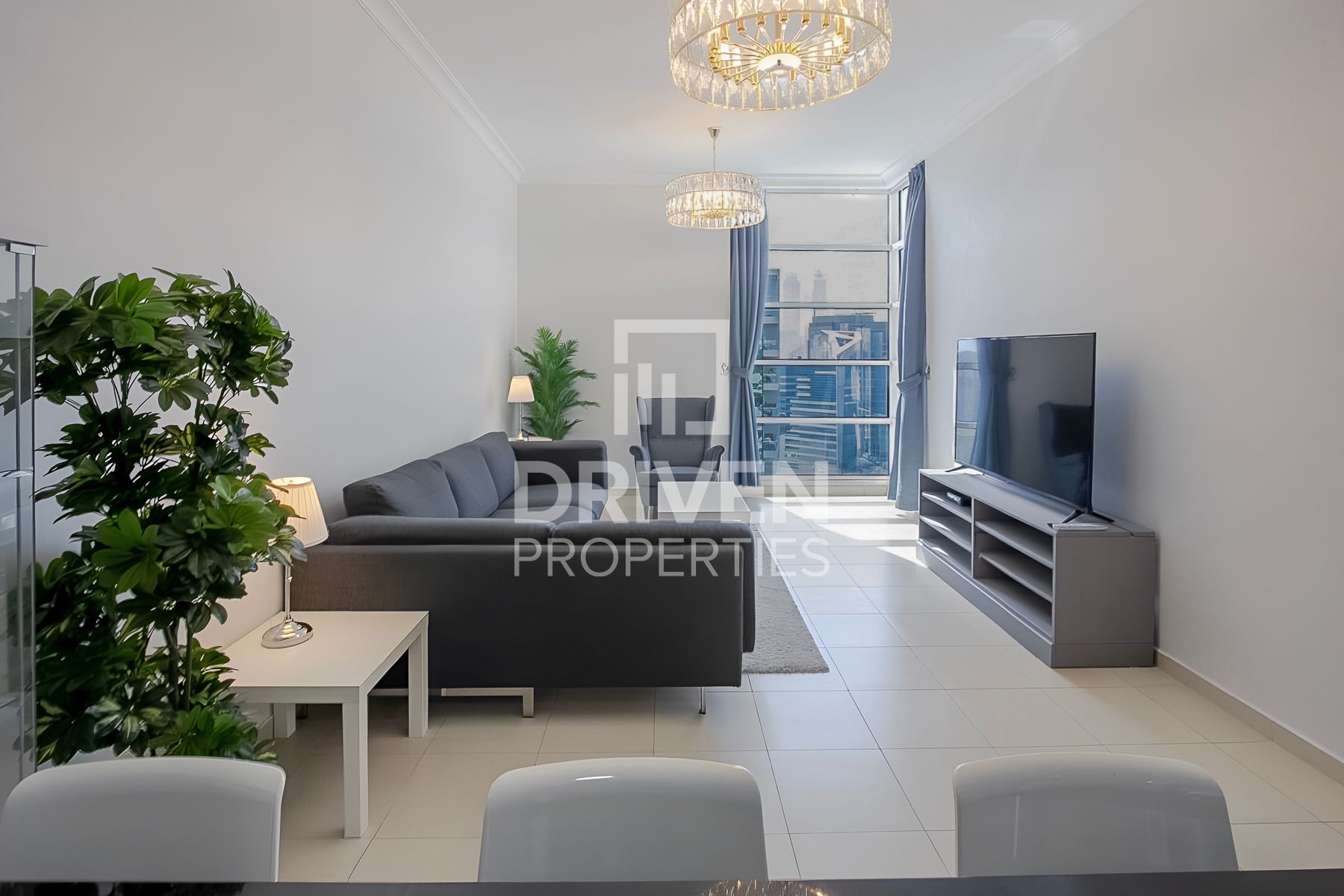 Panoramic Canal View Furnished High Floor