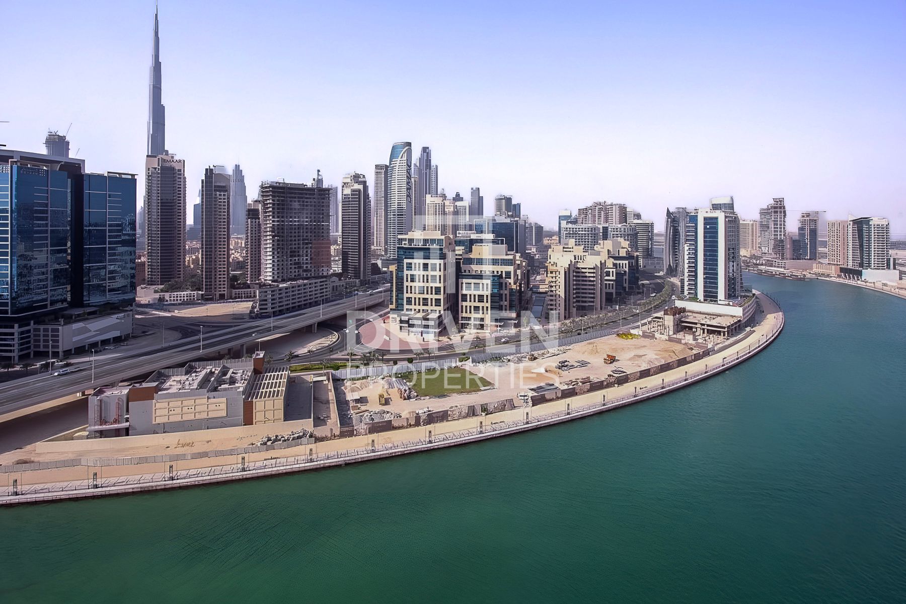 Panoramic Canal View Furnished High Floor