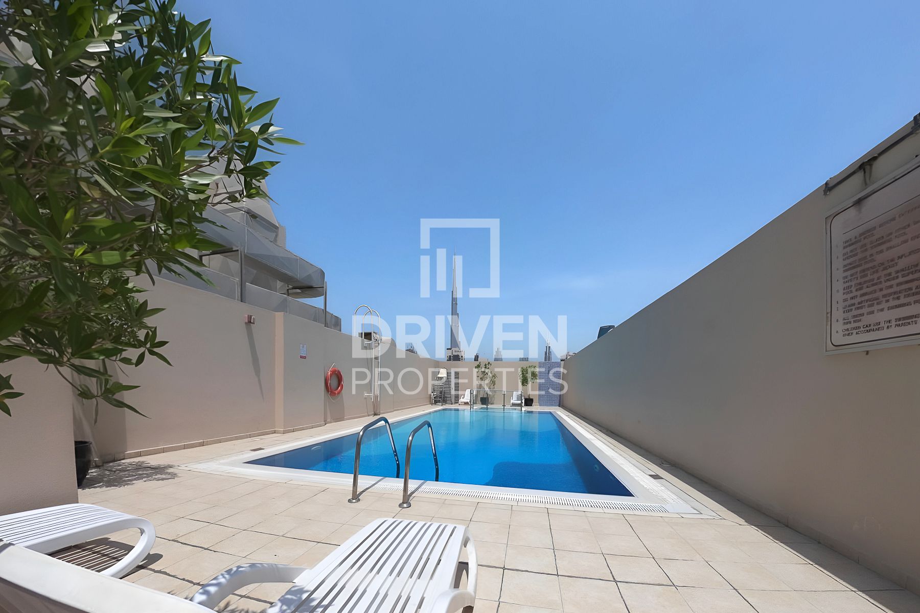 Panoramic Canal View Furnished High Floor