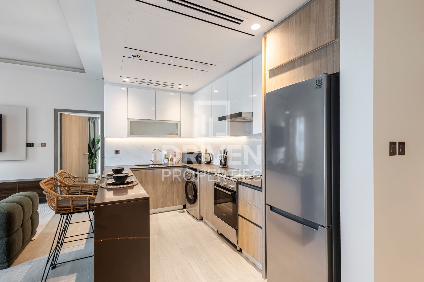 Elegant Apartment Fully Furnished Brand New