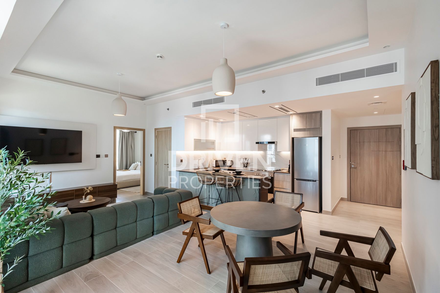 Elegant Apartment Fully Furnished Brand New