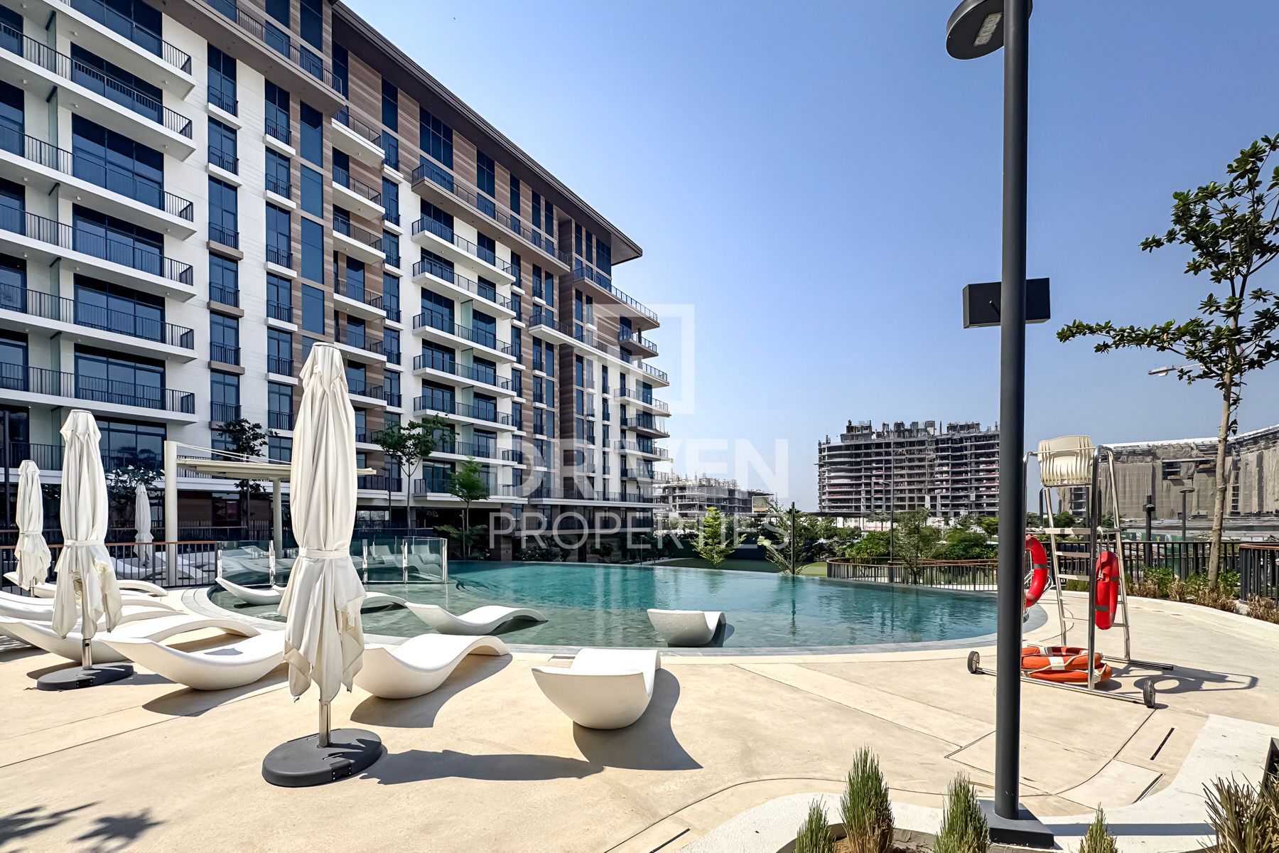 Spacious Layout Park View Genuine Resale