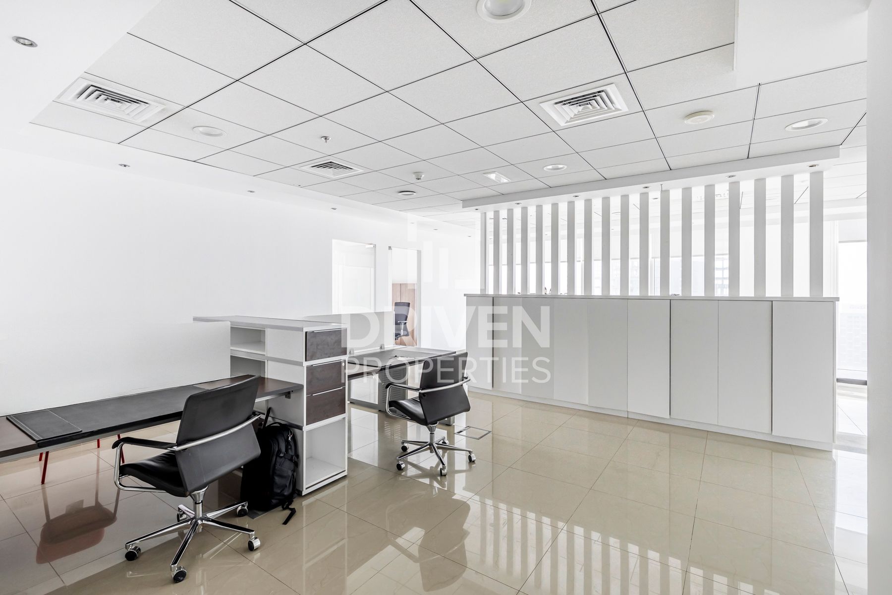 Vacant Now Private Office Close to Metro