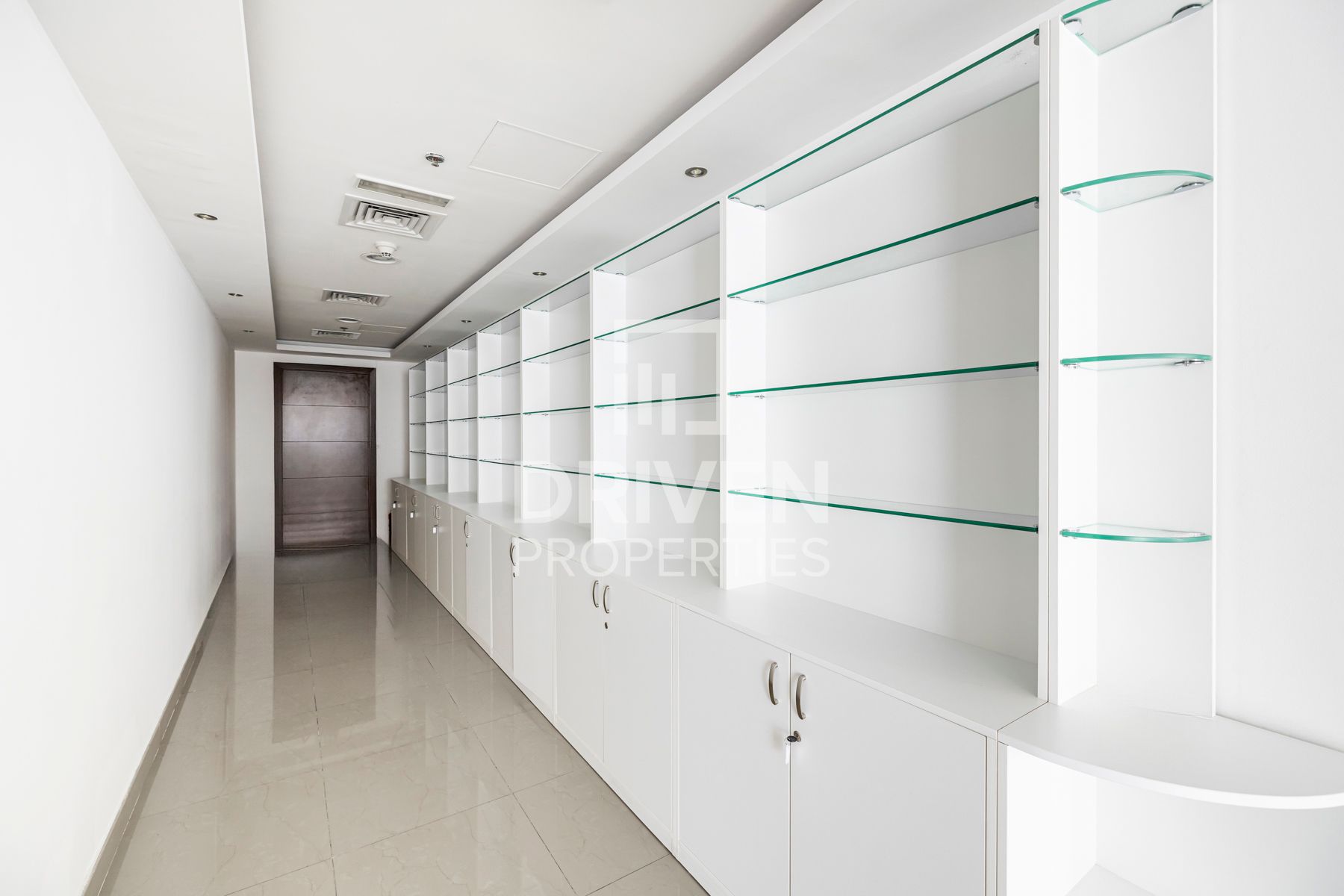 Vacant Now Private Office Close to Metro