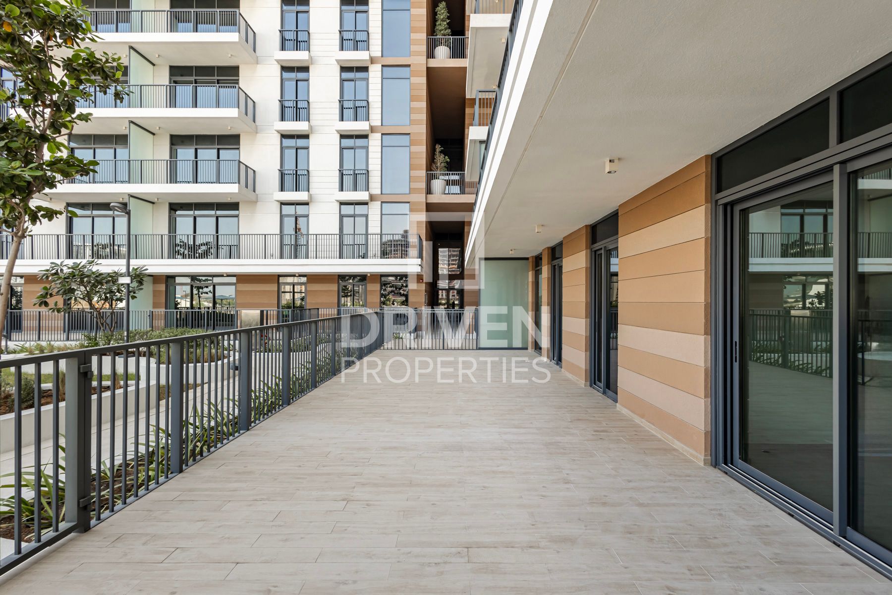 Stunning and Huge Layout Premium Location