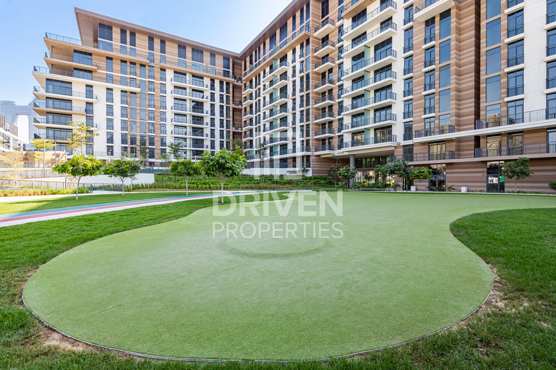 Brand New Premium Unit Ready to Move In