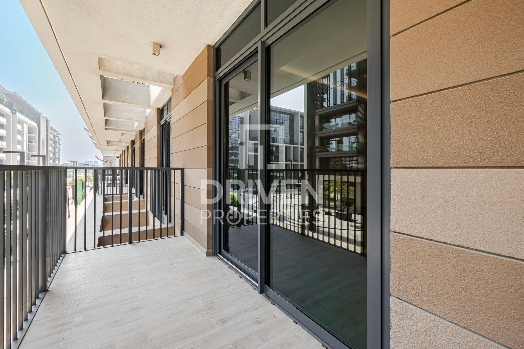 Brand New Premium Unit Ready to Move In