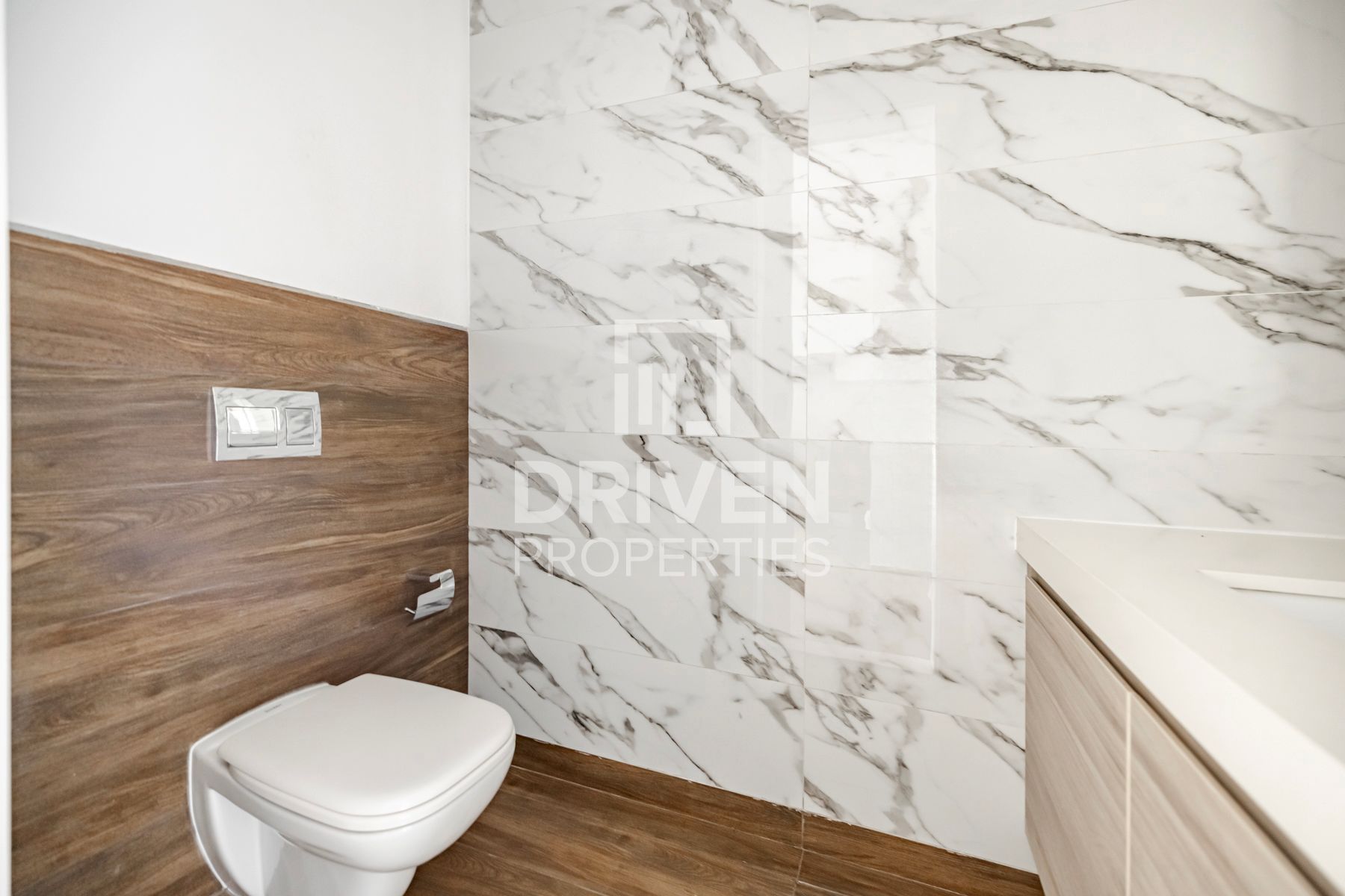 Modern Design Spacious Layout Prime Location