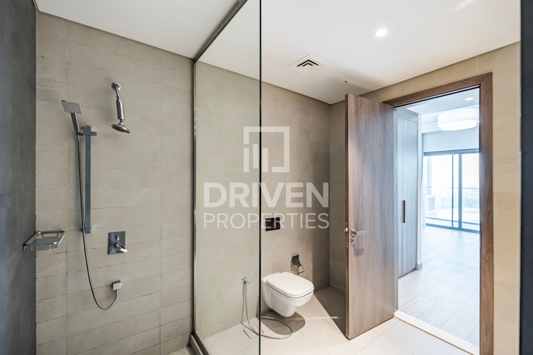 Modern Design Spacious Layout Prime Location