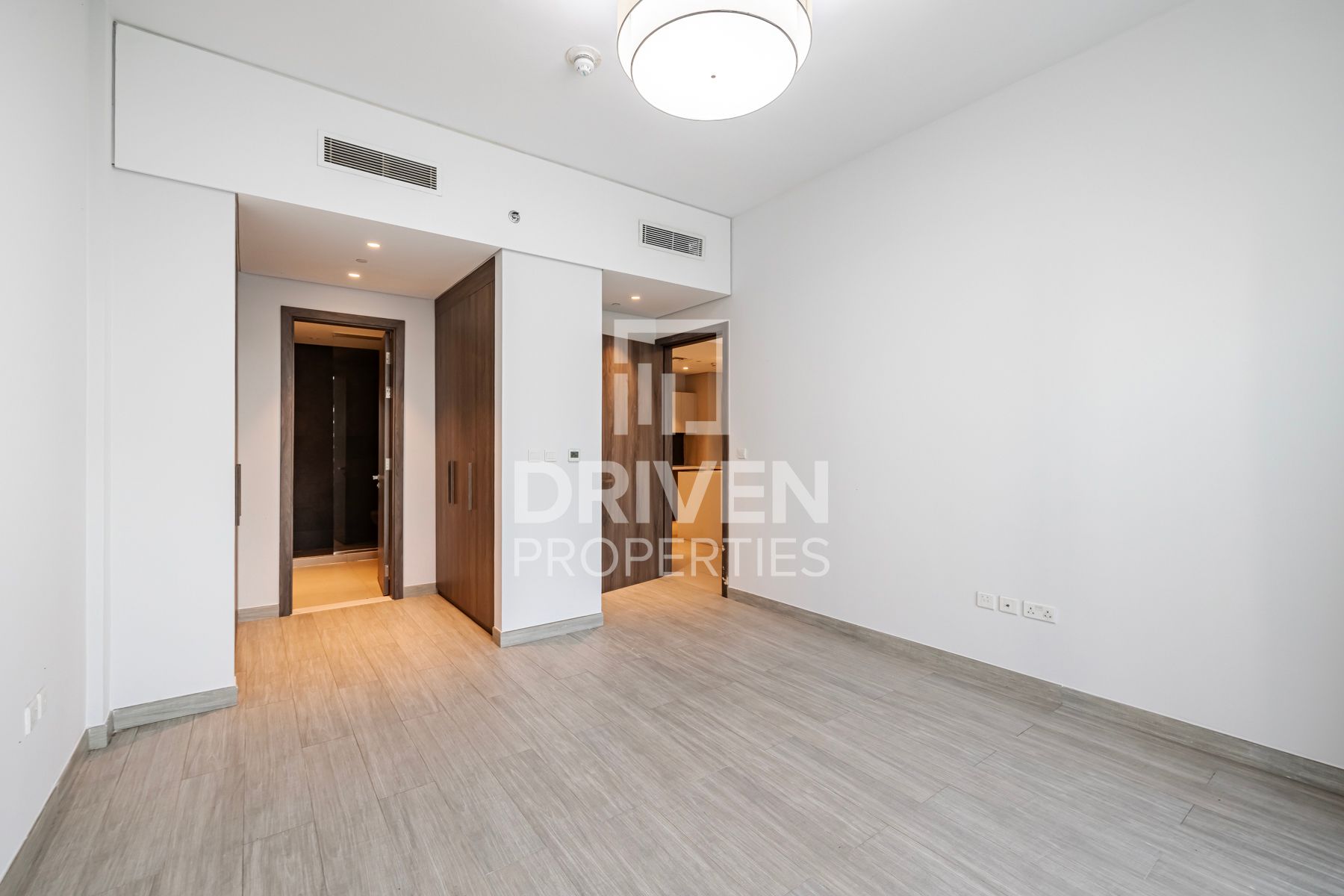 Modern Design Spacious Layout Prime Location