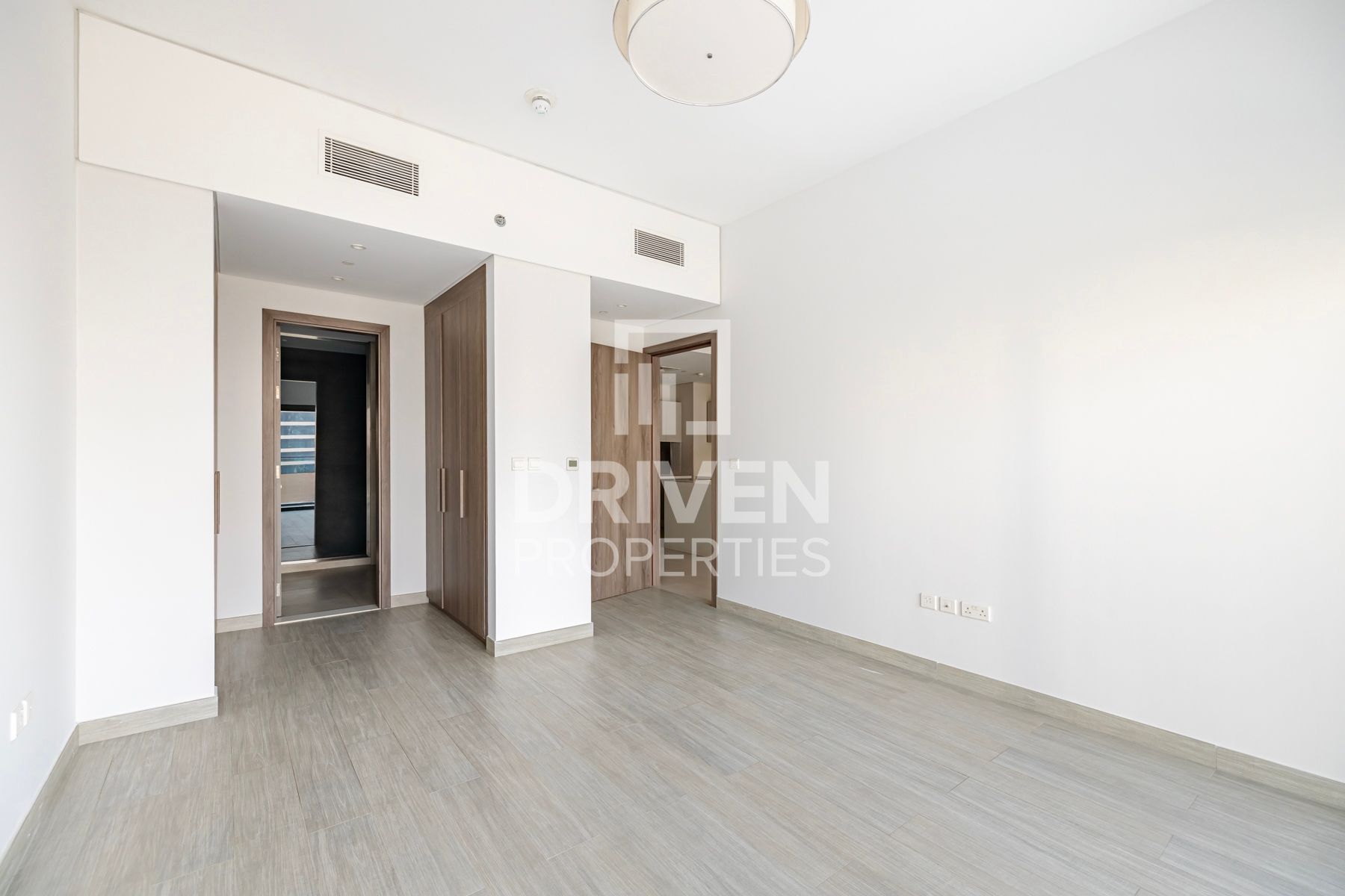 Modern Design Spacious Layout Prime Location