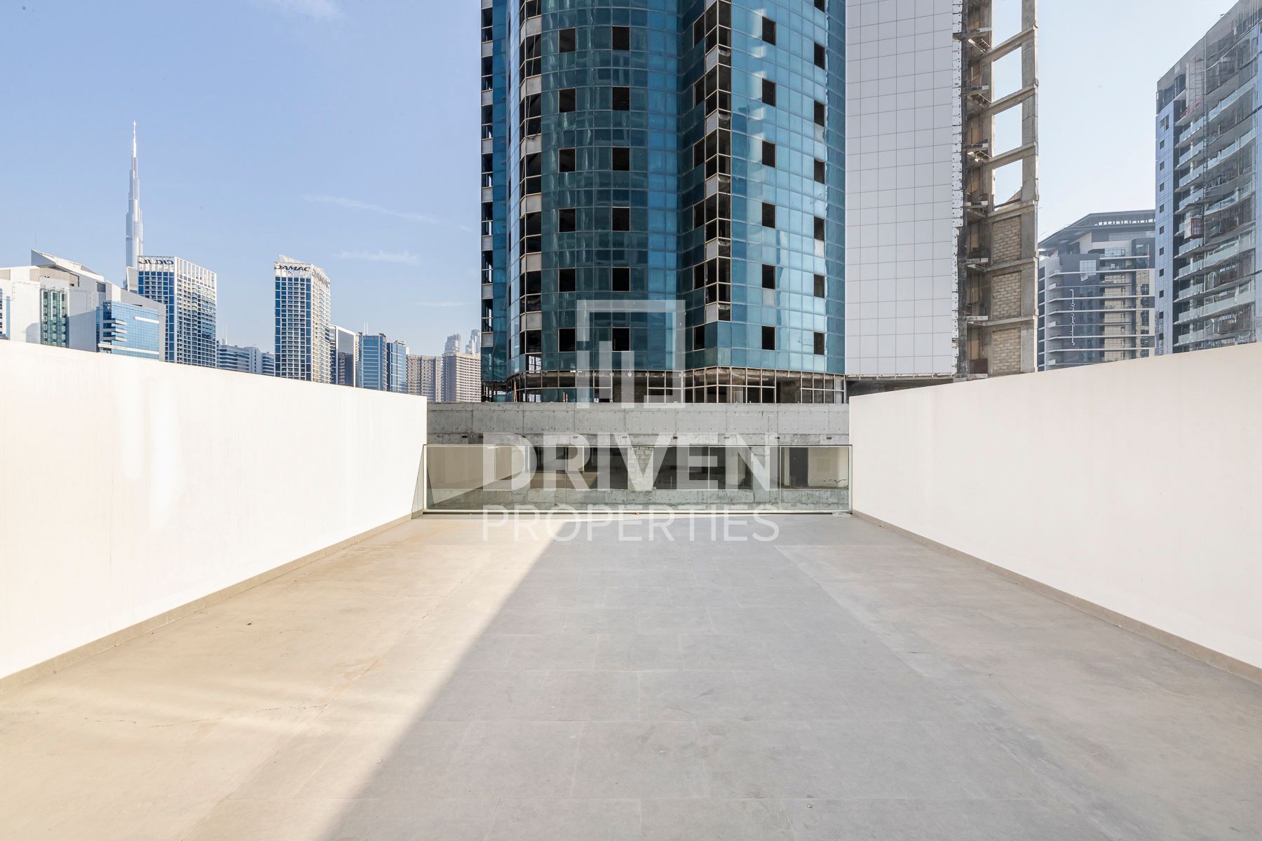 Modern Design Spacious Layout Prime Location