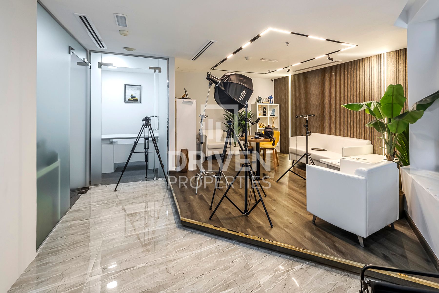 Combined High Floor Fitted Office Prime Location