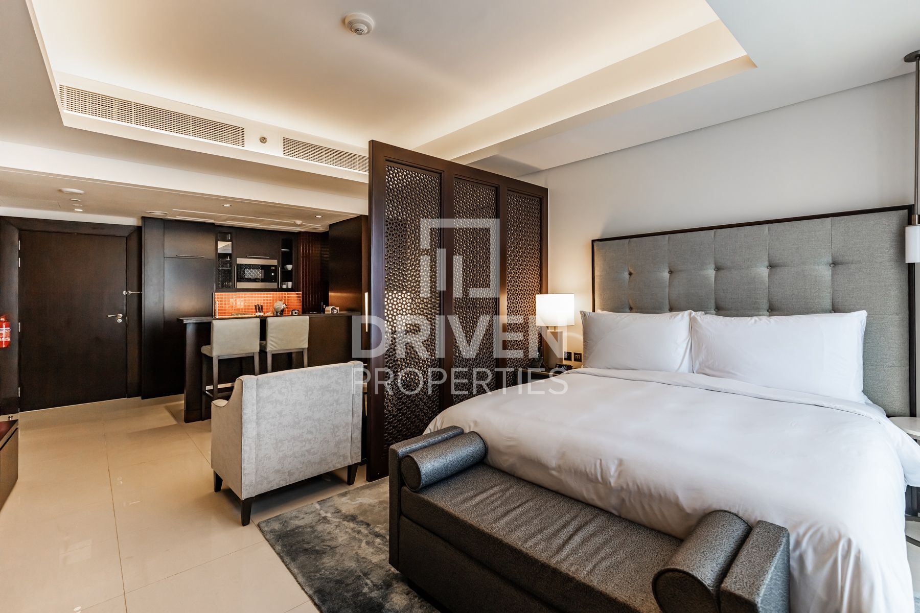 Furnished Service Apartment with Boulevard View