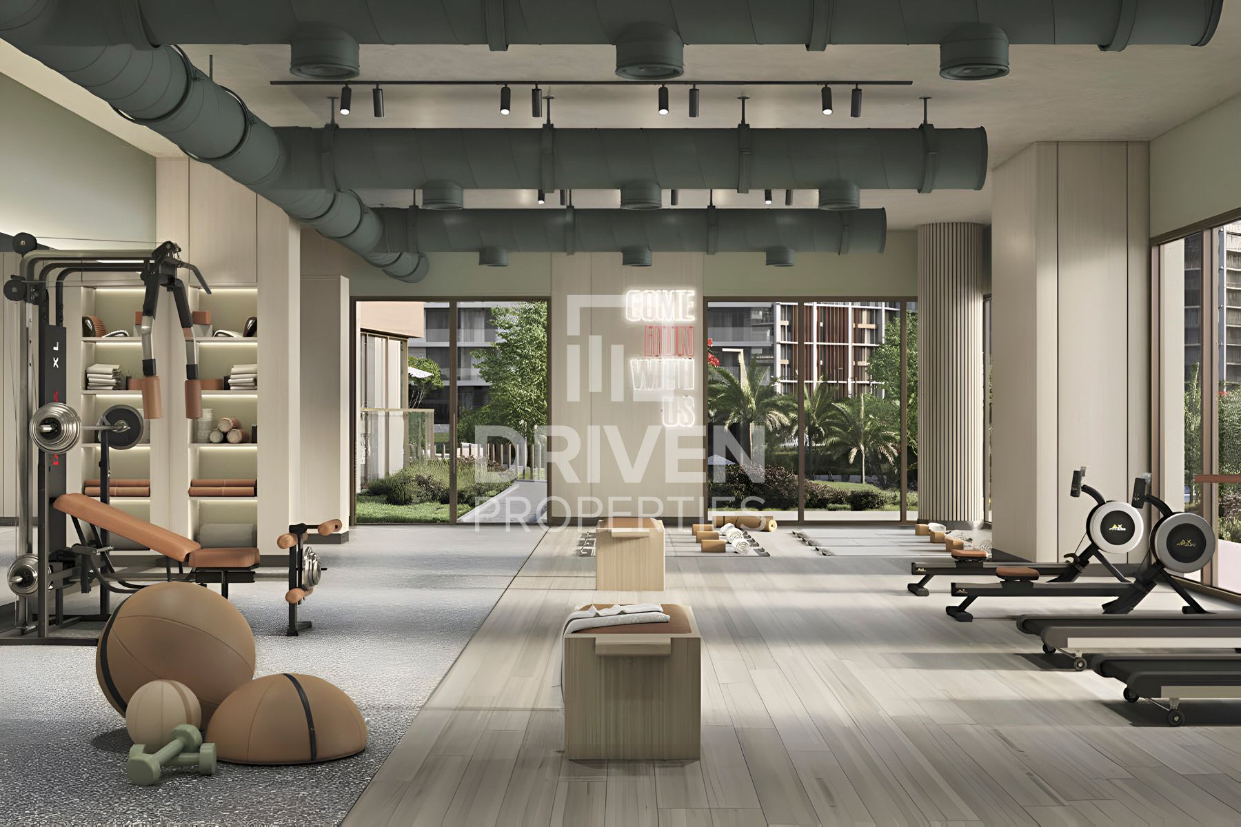 Luxurious Living Prime location Sea View