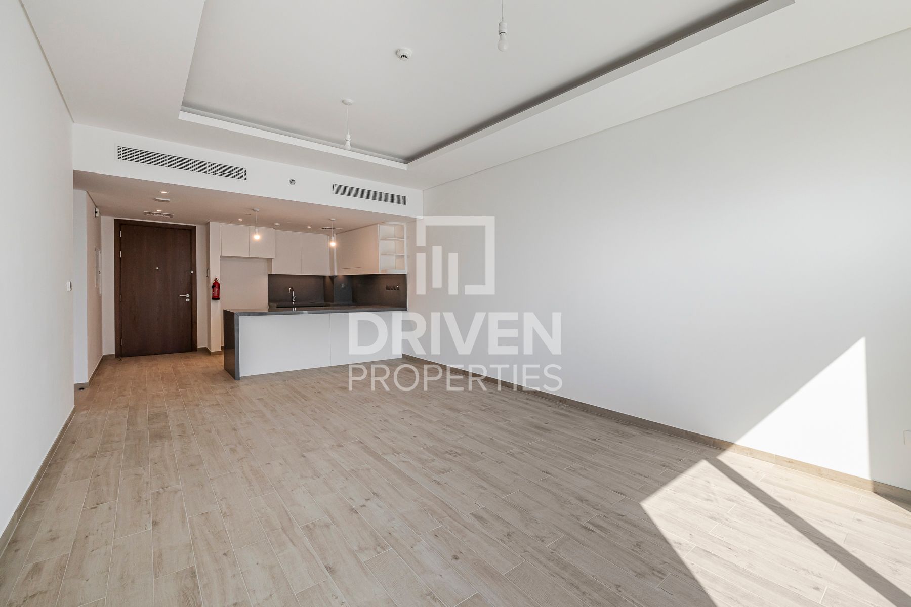 Top Floor with Burj and City Views Spacious