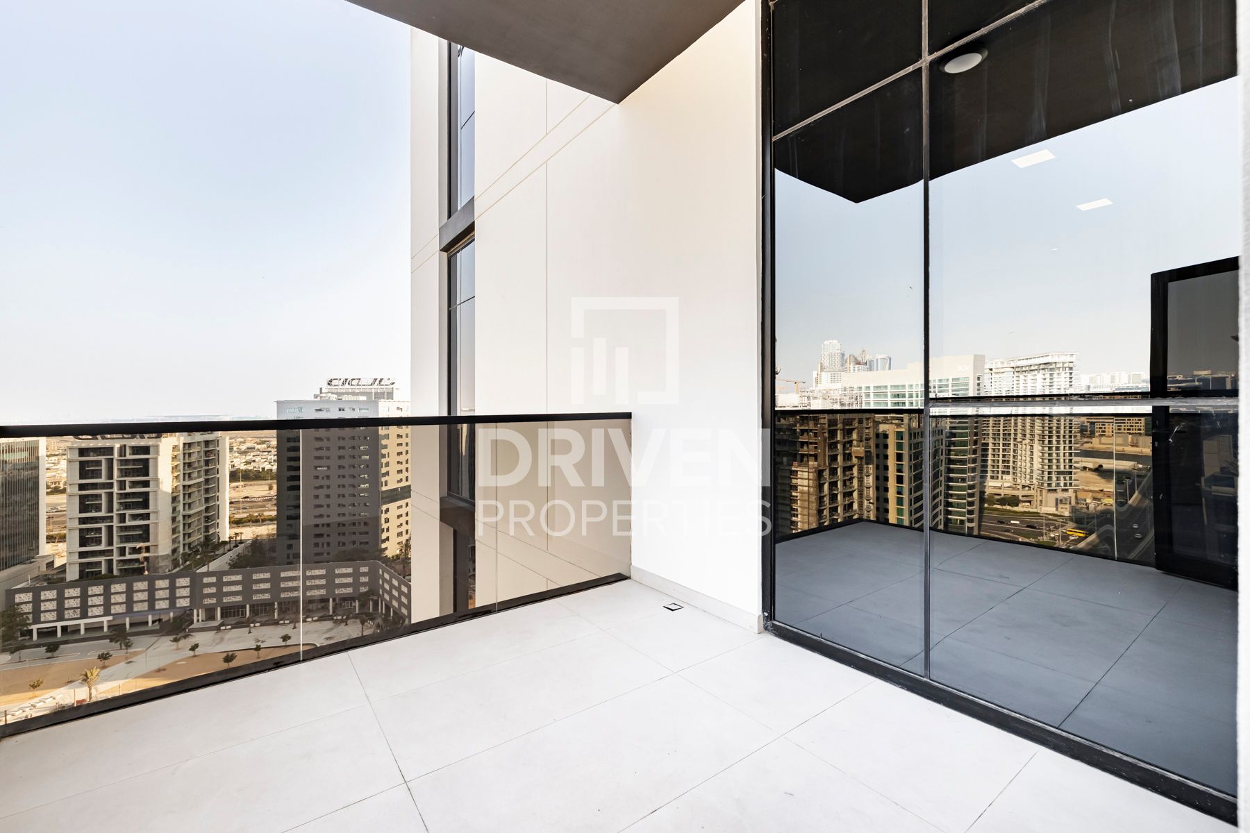 Multiple Unit 1 month Free Rent Elegant Finish