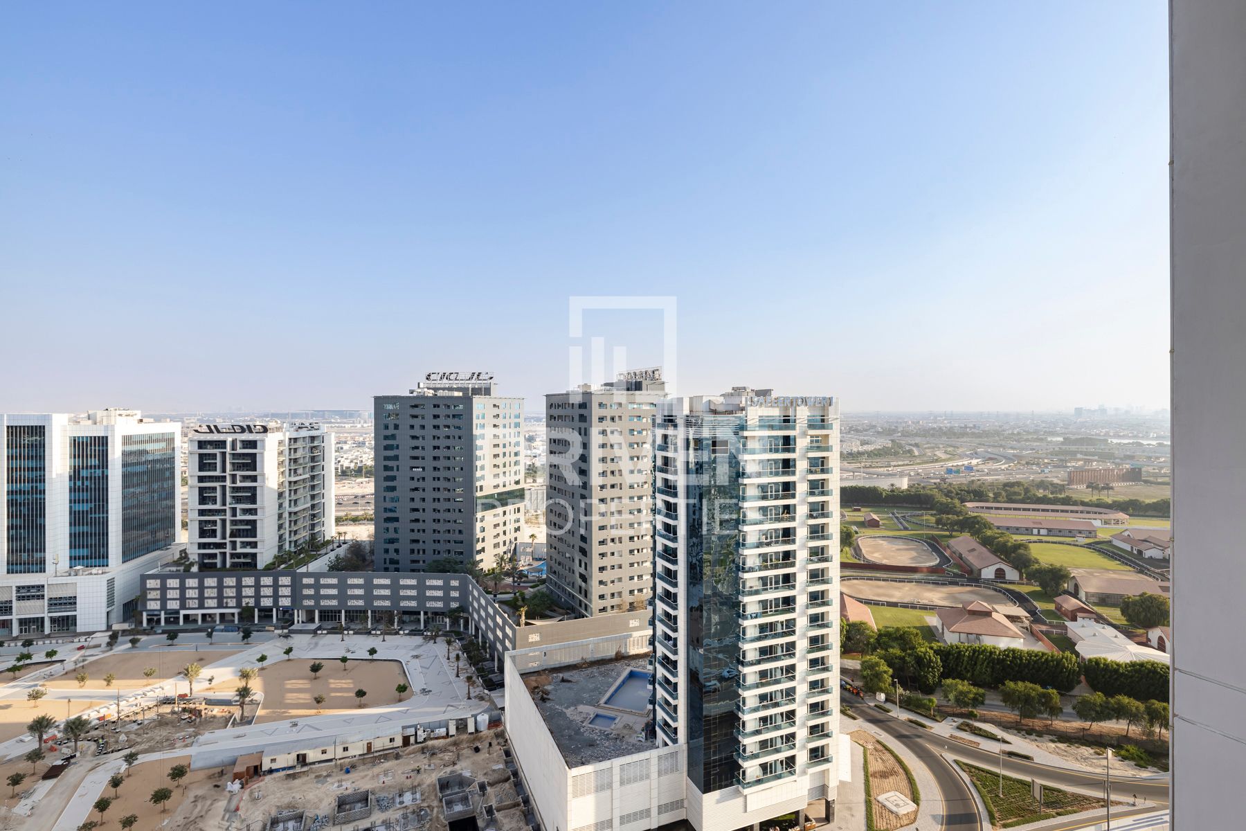 Multiple Unit 1 month Free Rent Elegant Finish