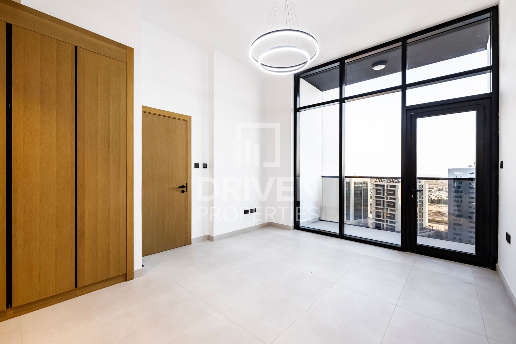 Multiple Unit 1 month Free Rent Elegant Finish