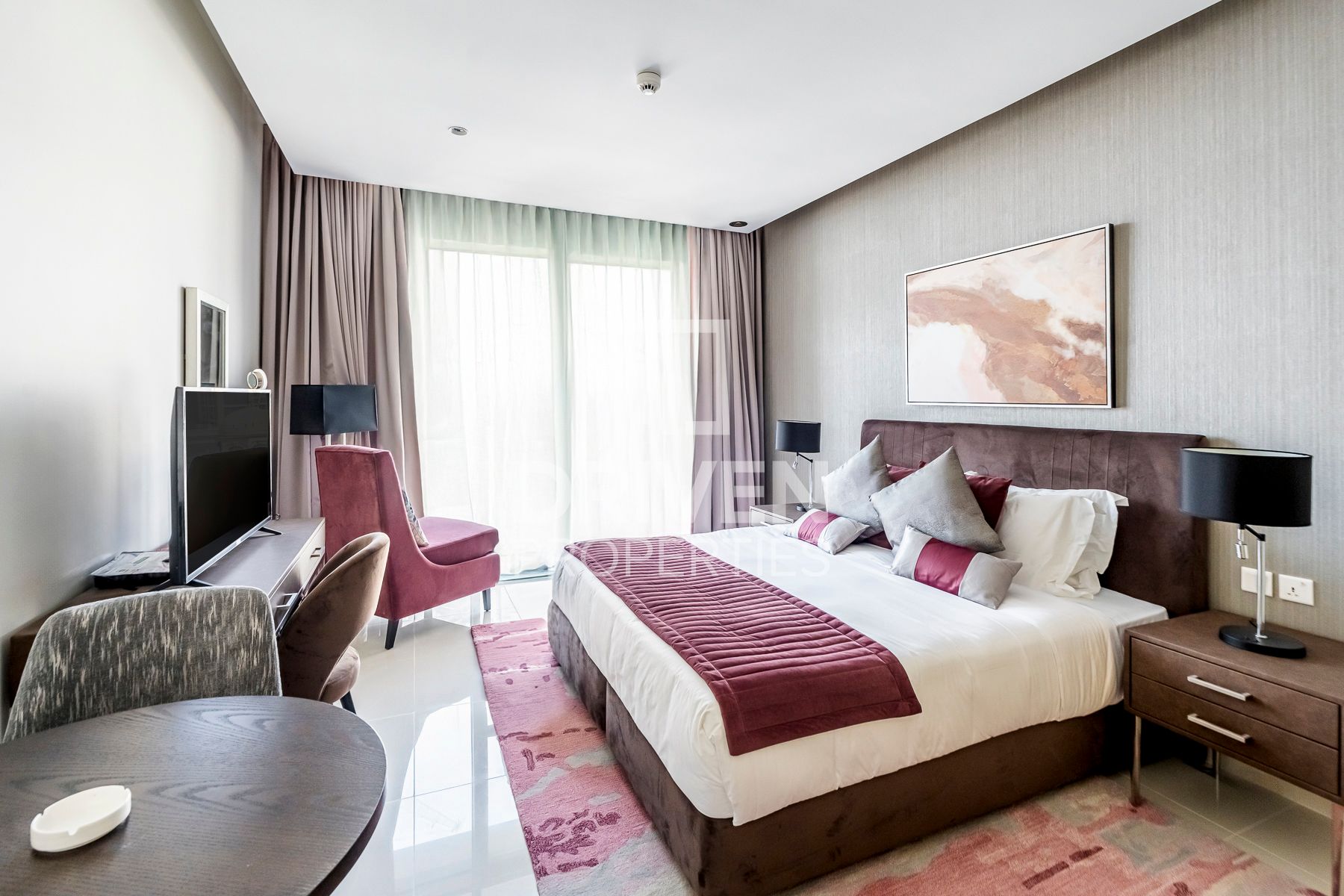 Canal View and Furnished Apartment More Options