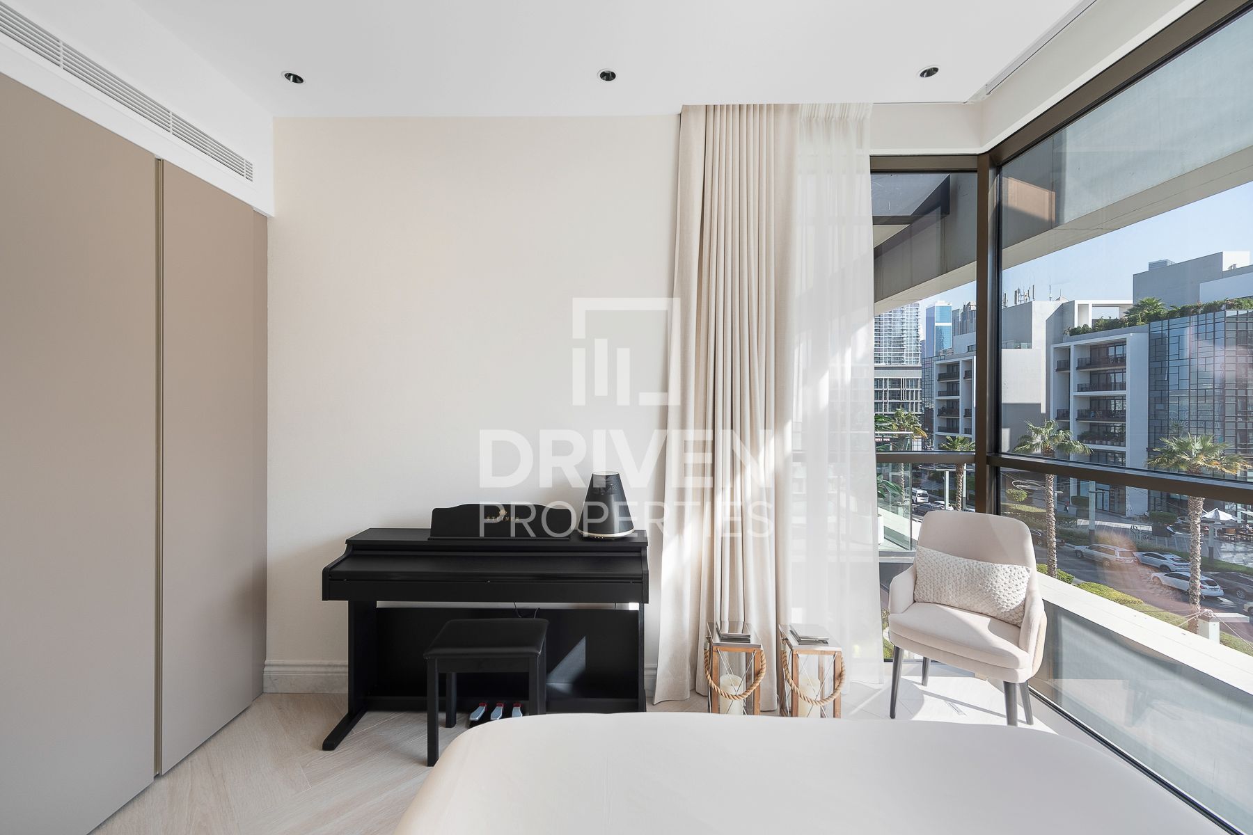 Designer Smart Home Luxury Upgraded Burj Views