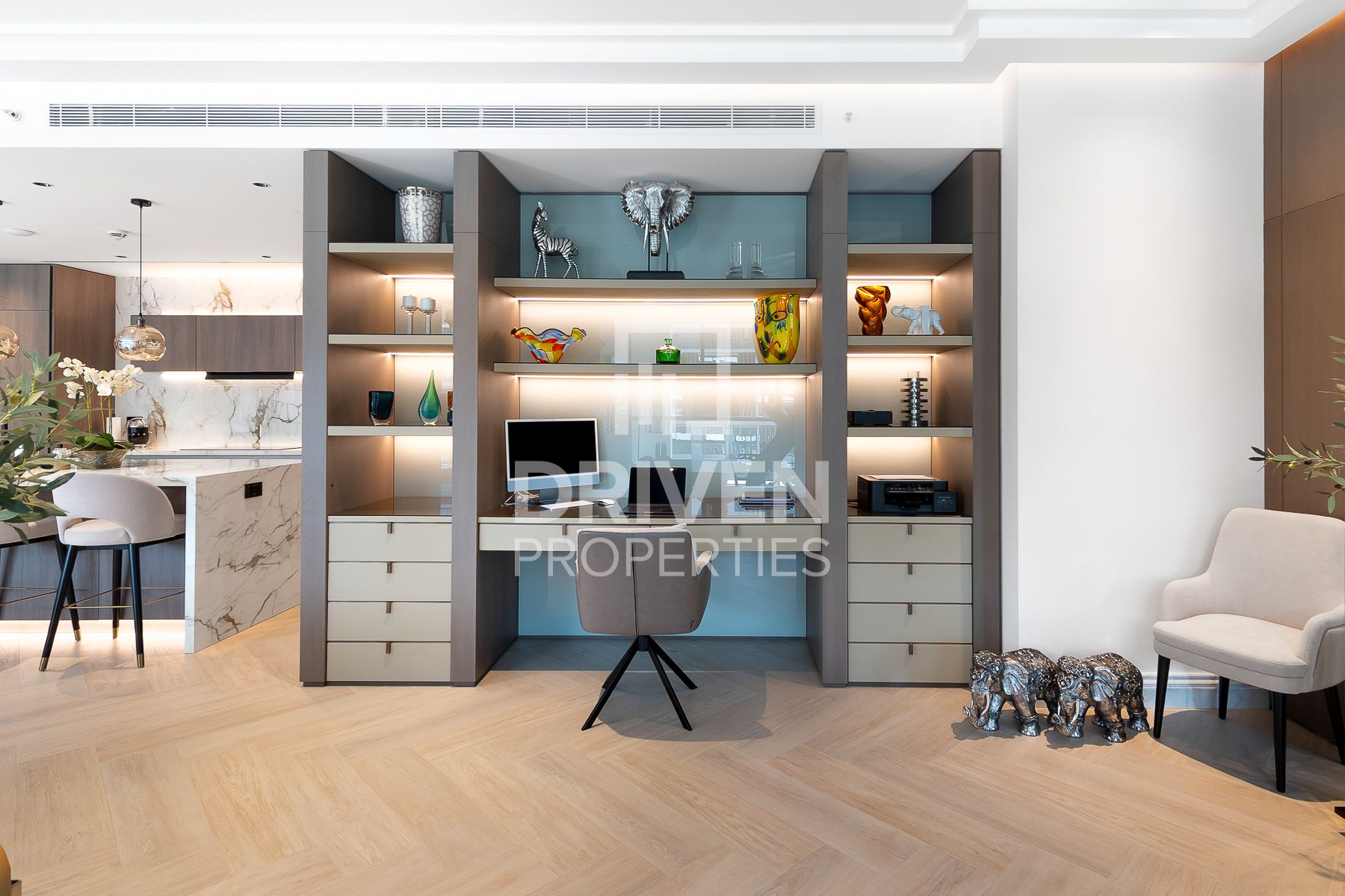 Designer Smart Home Luxury Upgraded Burj Views