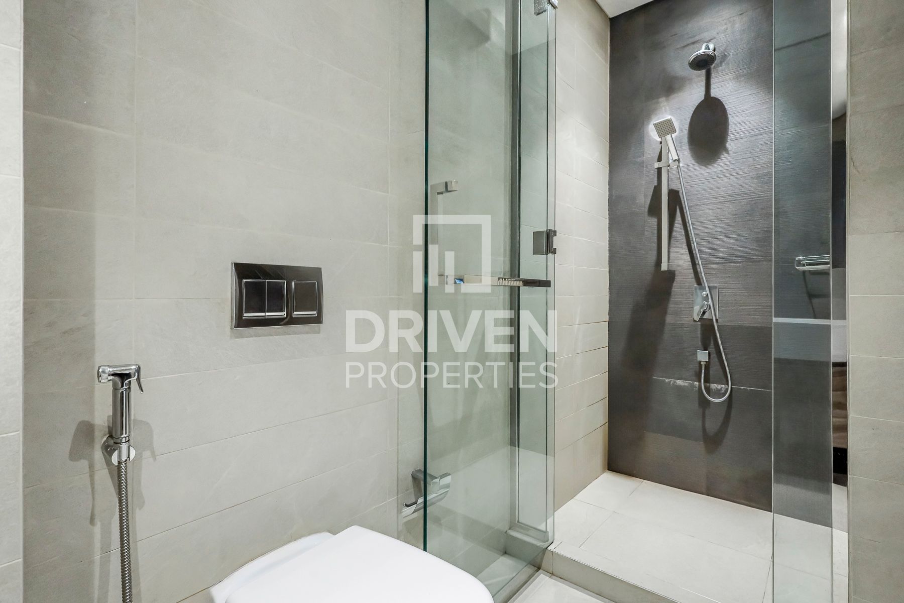 Modern Layout Bright Studio Furnished