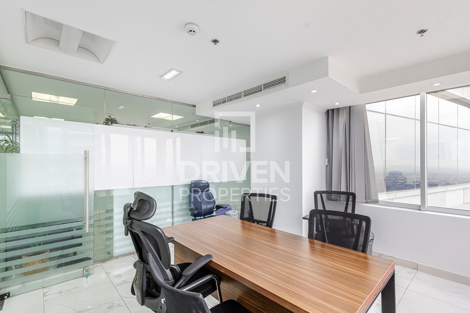 Fully Fitted Furnished Best Location