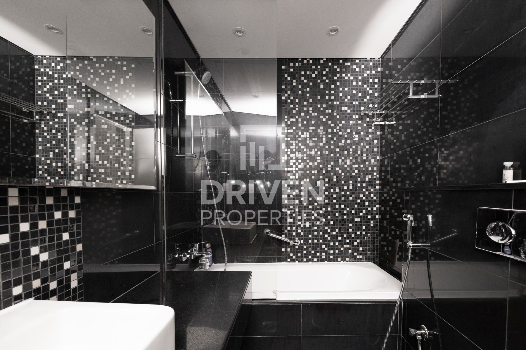 Fully Furnished Large Layout Prime Location