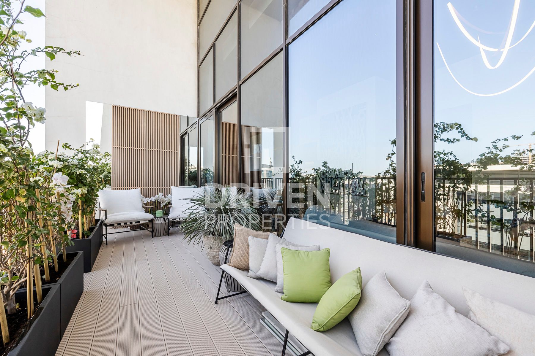 Burj Khalifa View Upgraded Unit Furnished