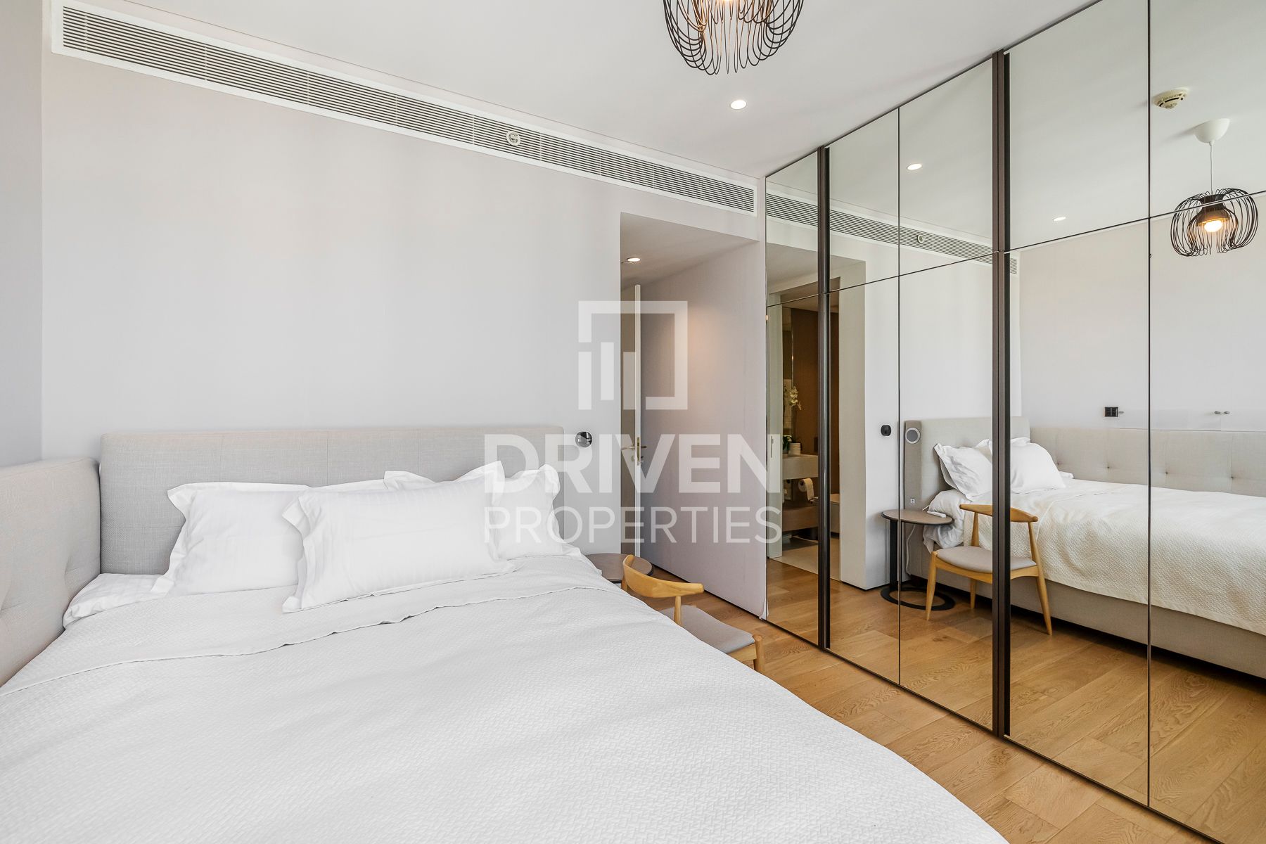 Burj Khalifa View Upgraded Unit Furnished